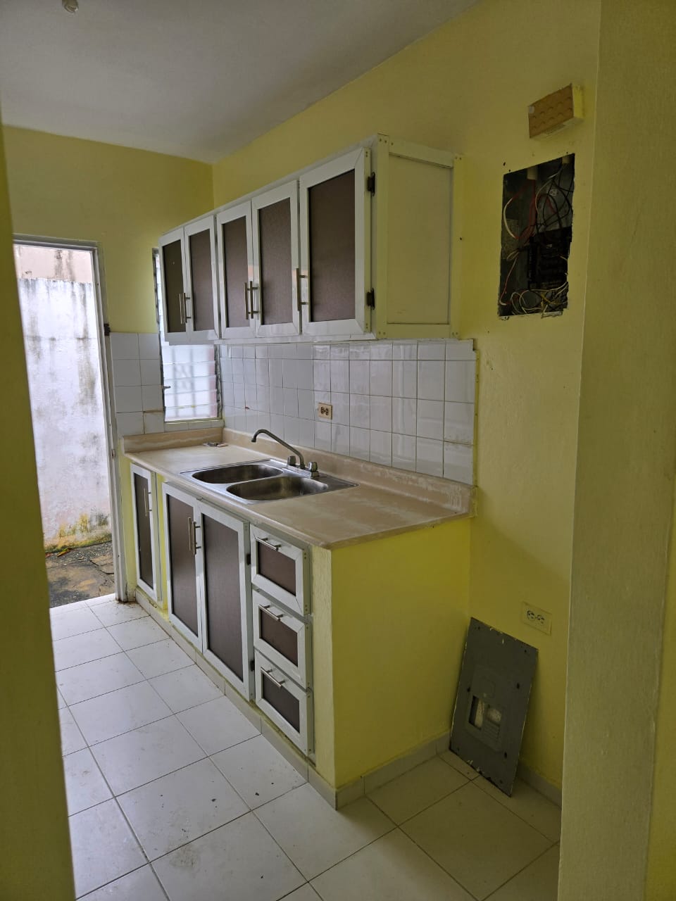 casas - Gran Venta de Propiedad en Santo Domingo Este  6