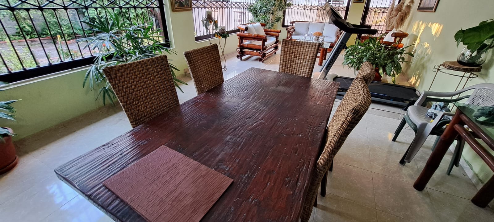 muebles y colchones - COMEDOR 6 SILLAS EN MIMBRE 0