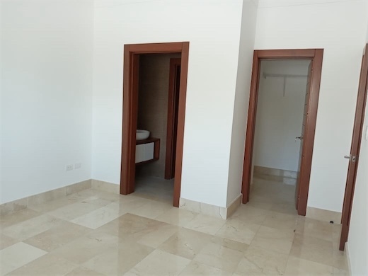 apartamentos - Segundo nivel de venta en La Esmeralda  4