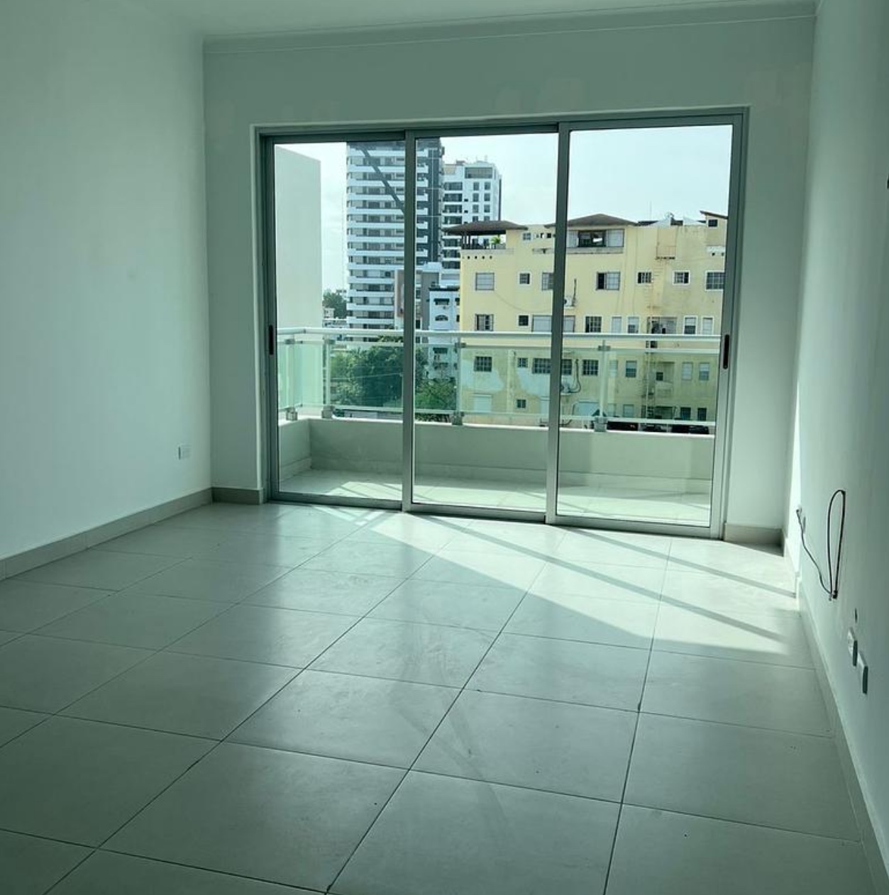 apartamentos - Apartamento en Alquiler con línea blanca, Elegancia,Confort y Ubicación Premium  0