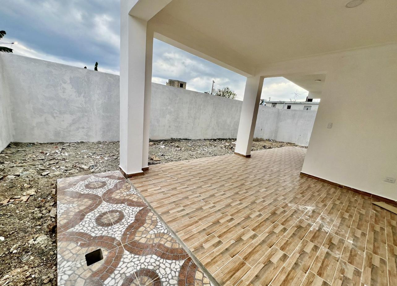 casas - Venta de casa en la autopista de san Isidro brisa oriental 6