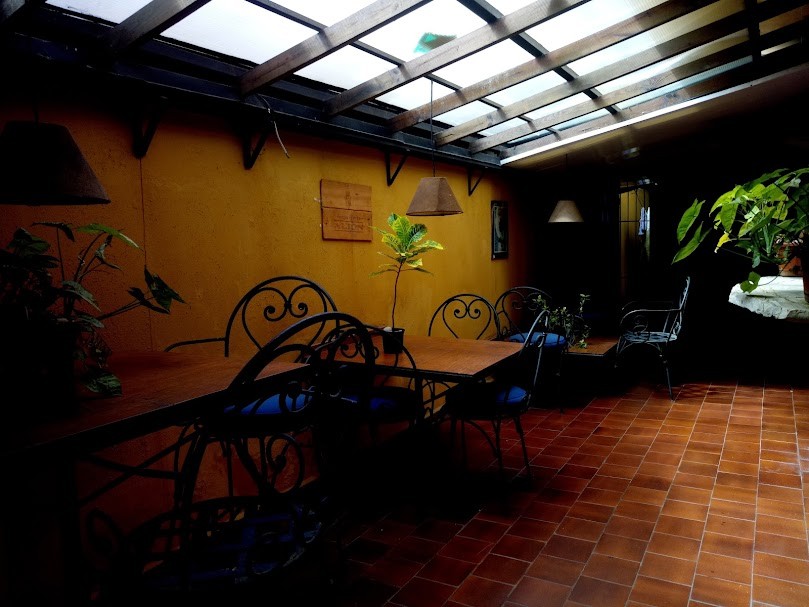 habitaciones y viviendas compartidas - Habitación estudio amplia.   4