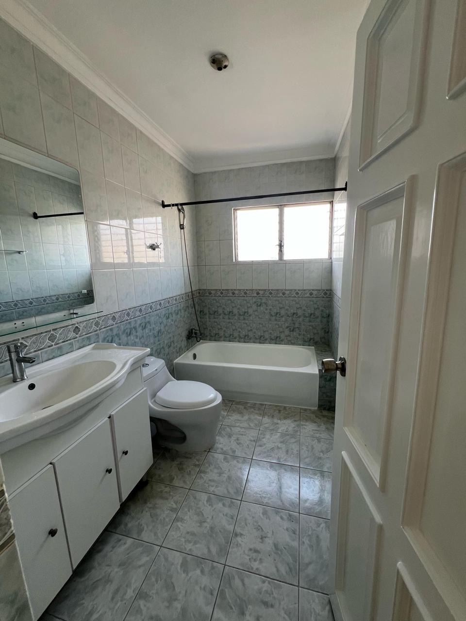 apartamentos - alquiler de apartamento en Evaristo morales  25