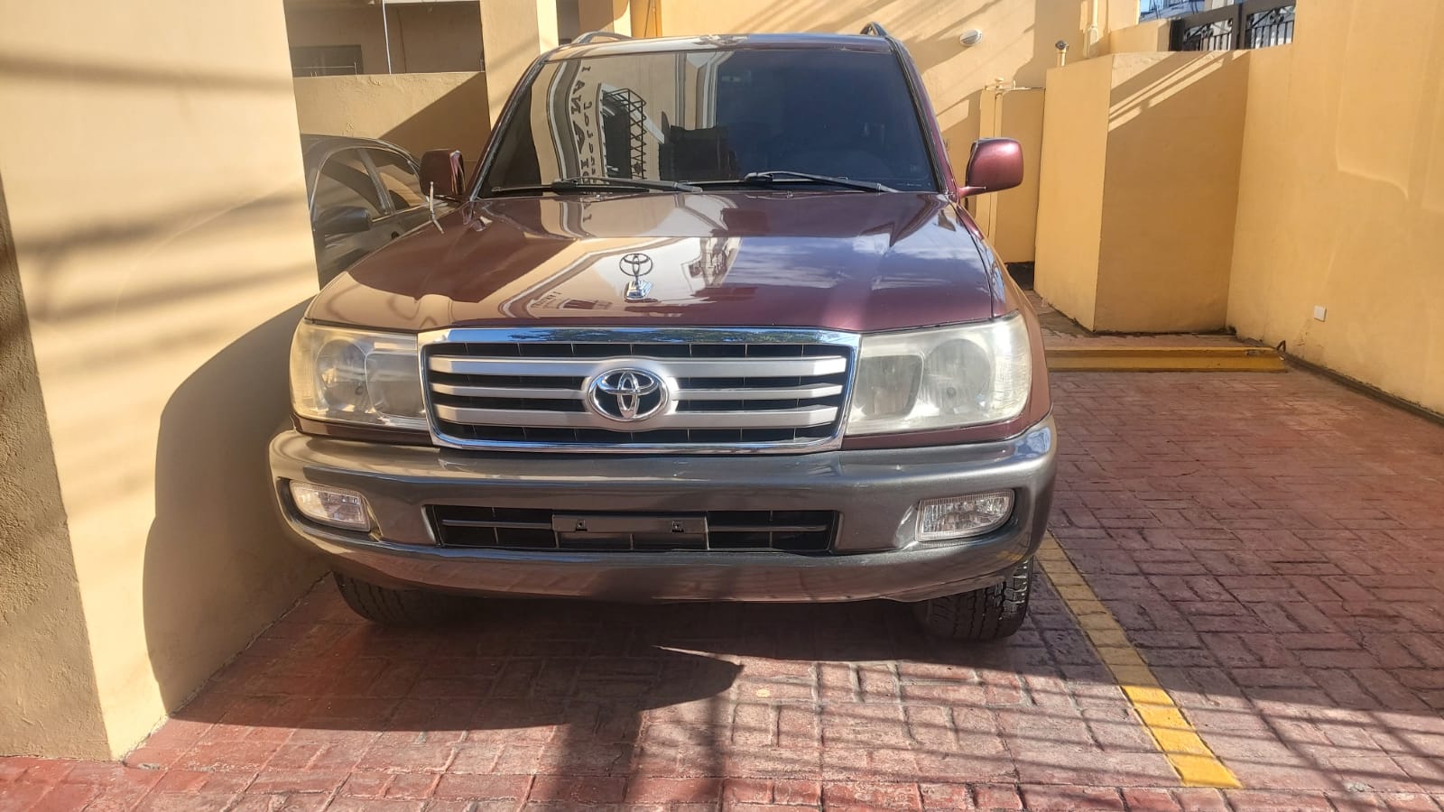 jeepetas y camionetas - Vendo Land Cruiser 2003, ligeramente negociable.  0