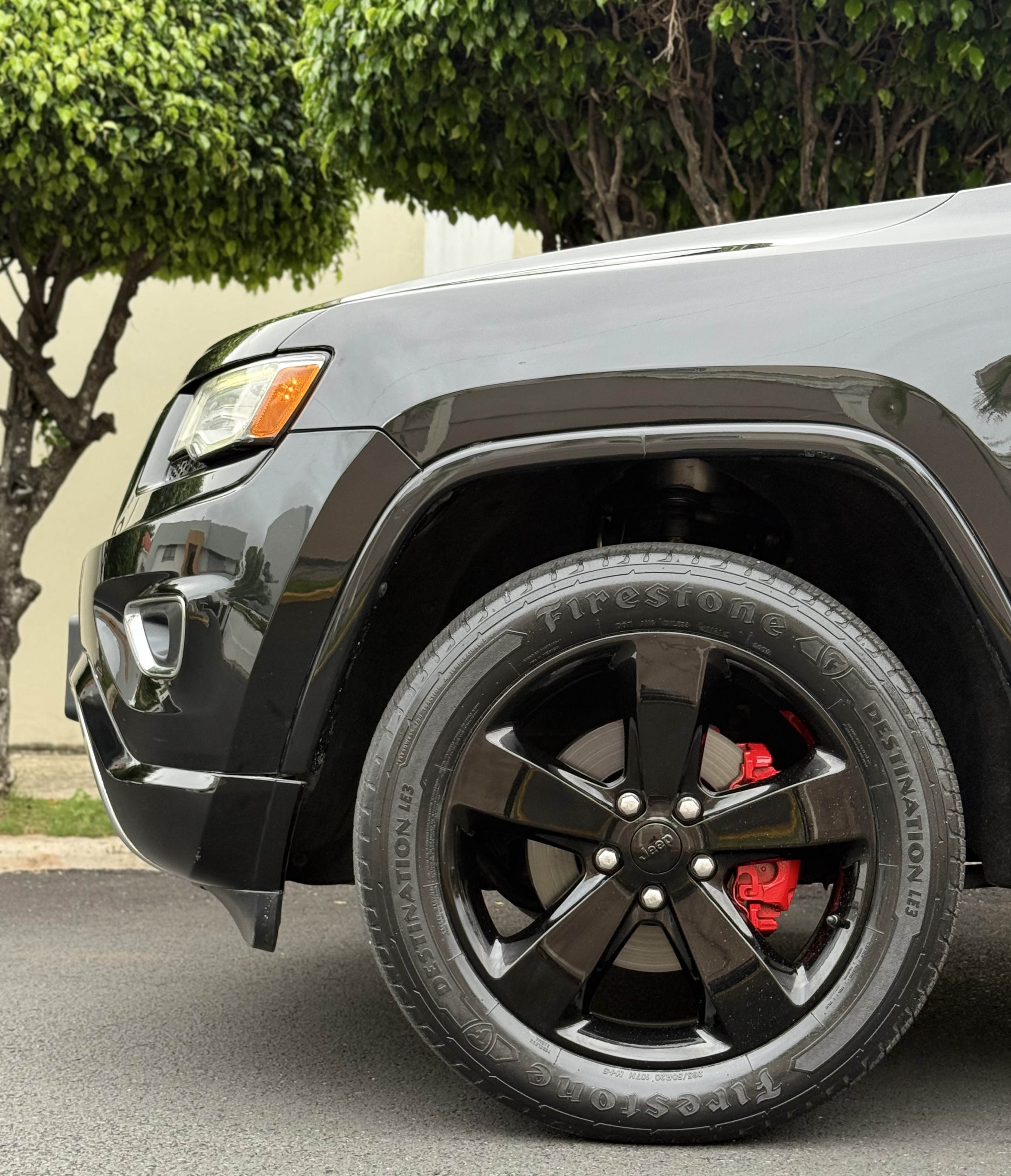 jeepetas y camionetas - Jeep Grand Cherokee Overland 2014 4x4 $899,000 1