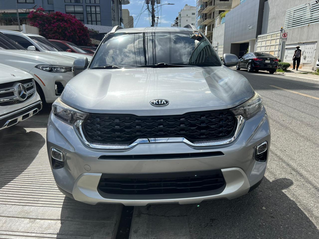 jeepetas y camionetas - KIA SONET 2022 EN PIEL 1