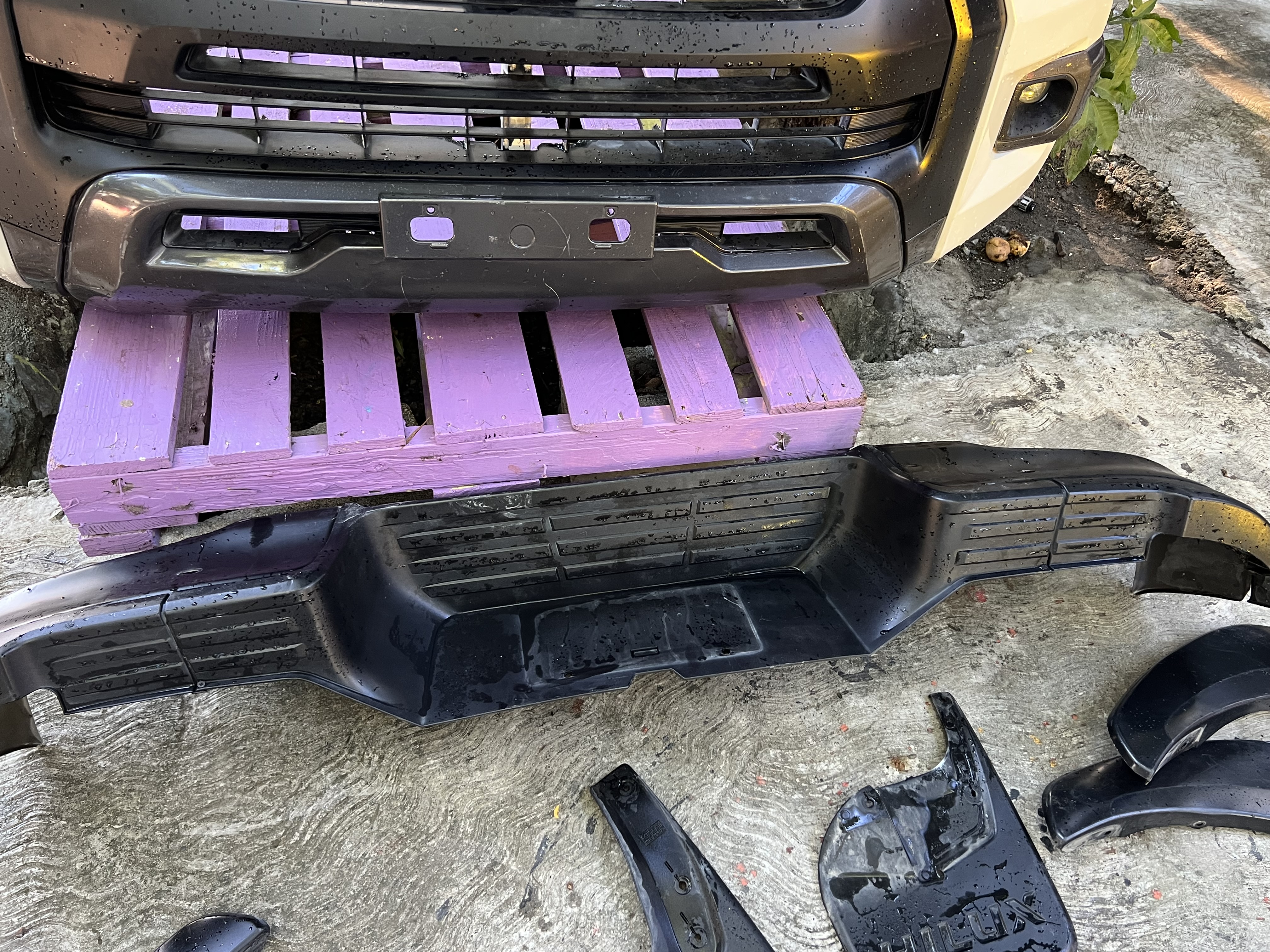 jeepetas y camionetas - Kit Toyota Hilux Rocco 2022. 2 Bumper,2Pantala,Fle 8