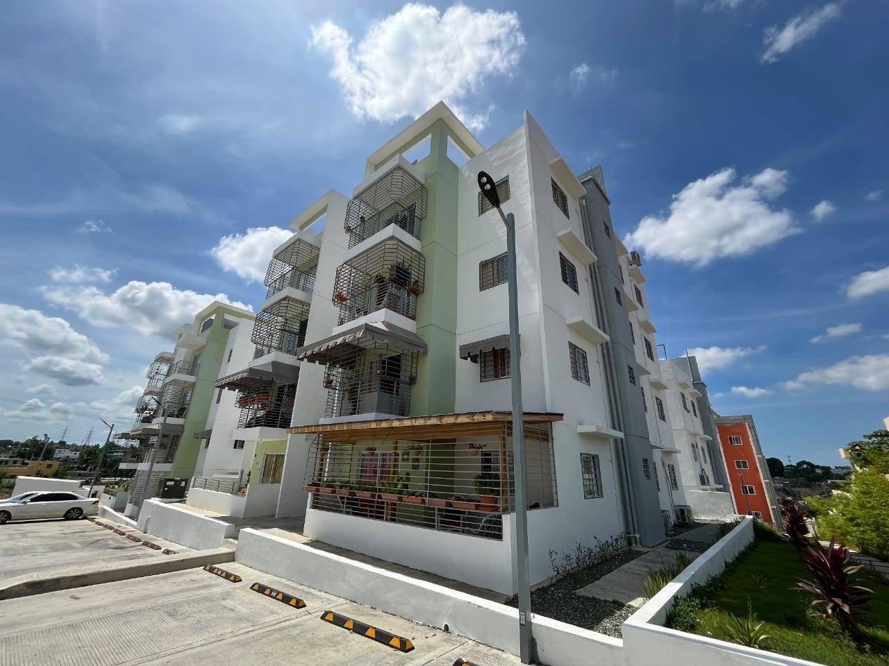apartamentos - venta de apartamentos jardines de la colonia Villa mella Santo Domingo  5