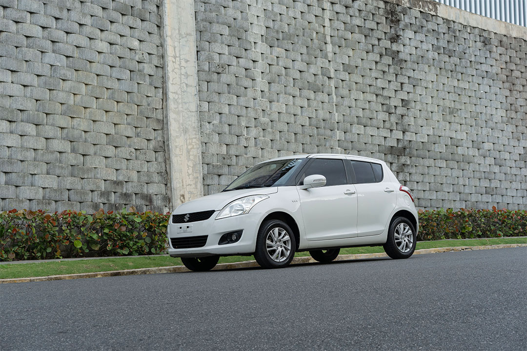 carros - Suzuki Swift 2015 0
