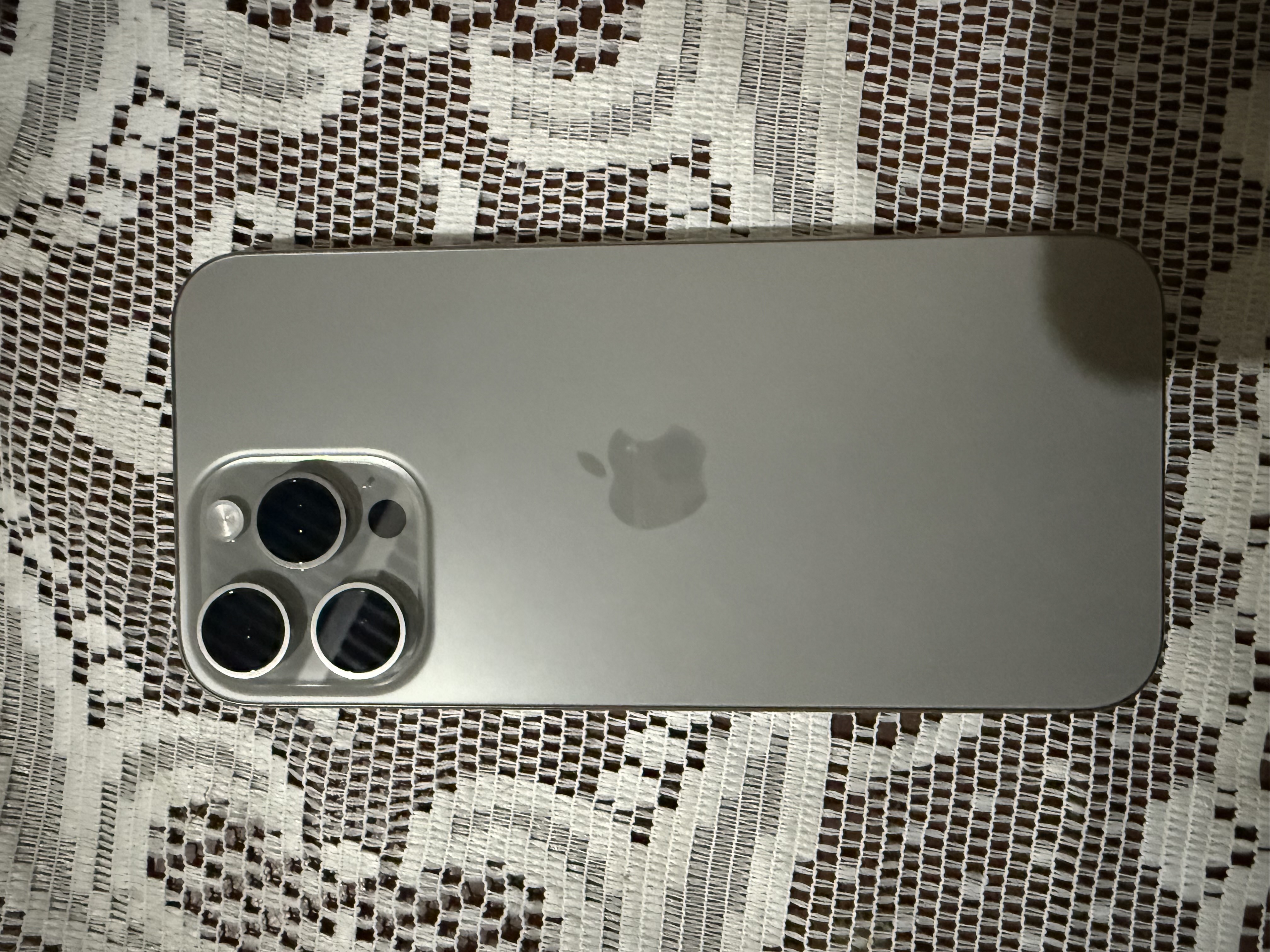 celulares y tabletas - iPhone 16 Pro Max Factory de 256 GB 1