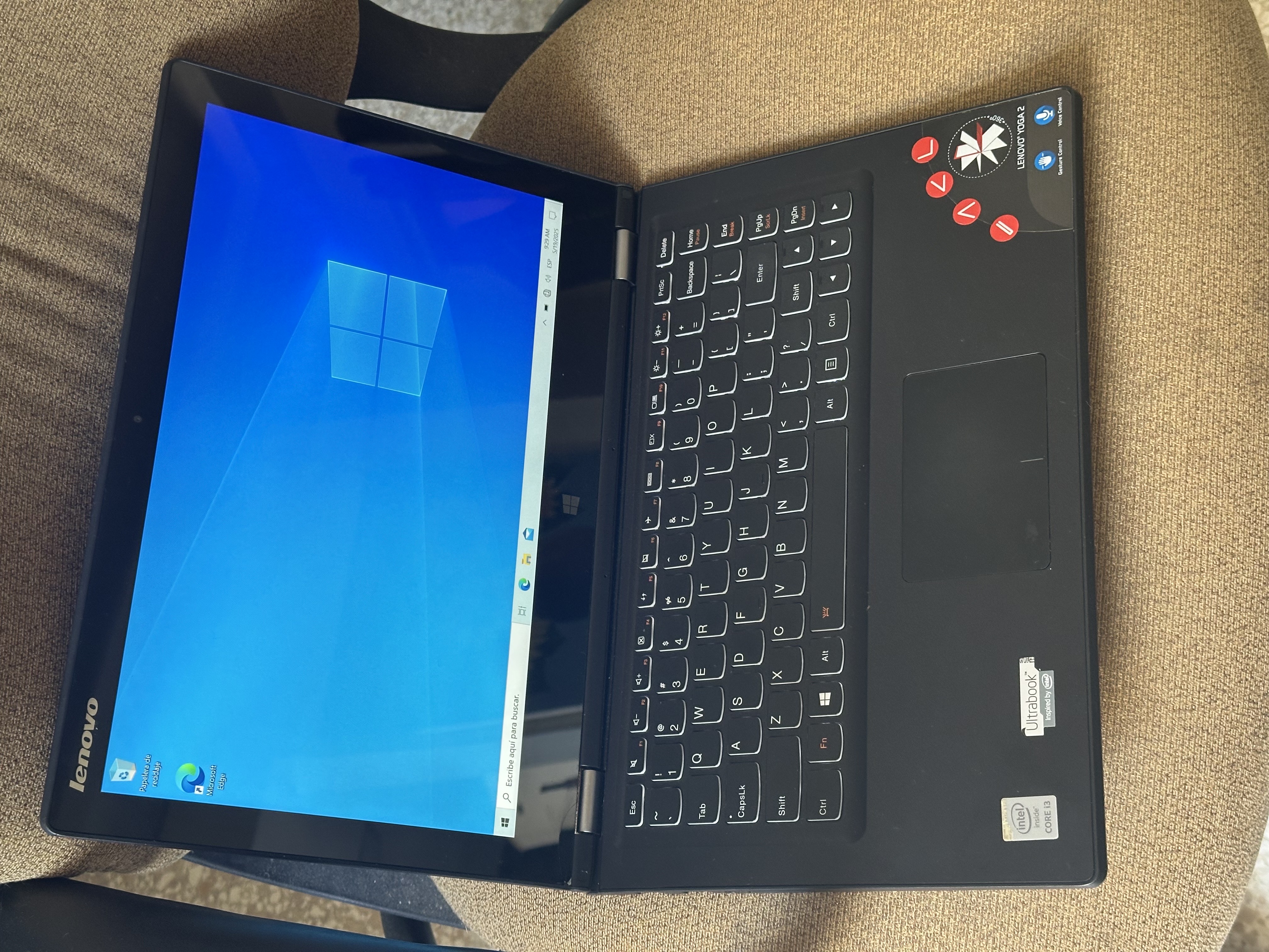 computadoras y laptops - lenovo yoga 2 touch 4GB ram 512GB ssd  5