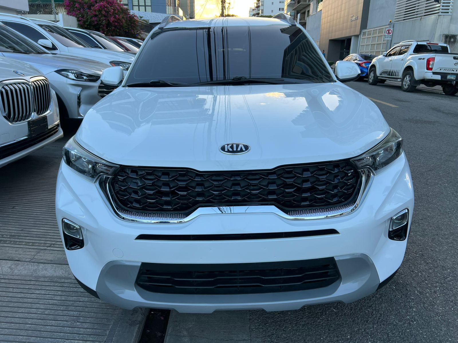 jeepetas y camionetas - KIA SONET 2022 1