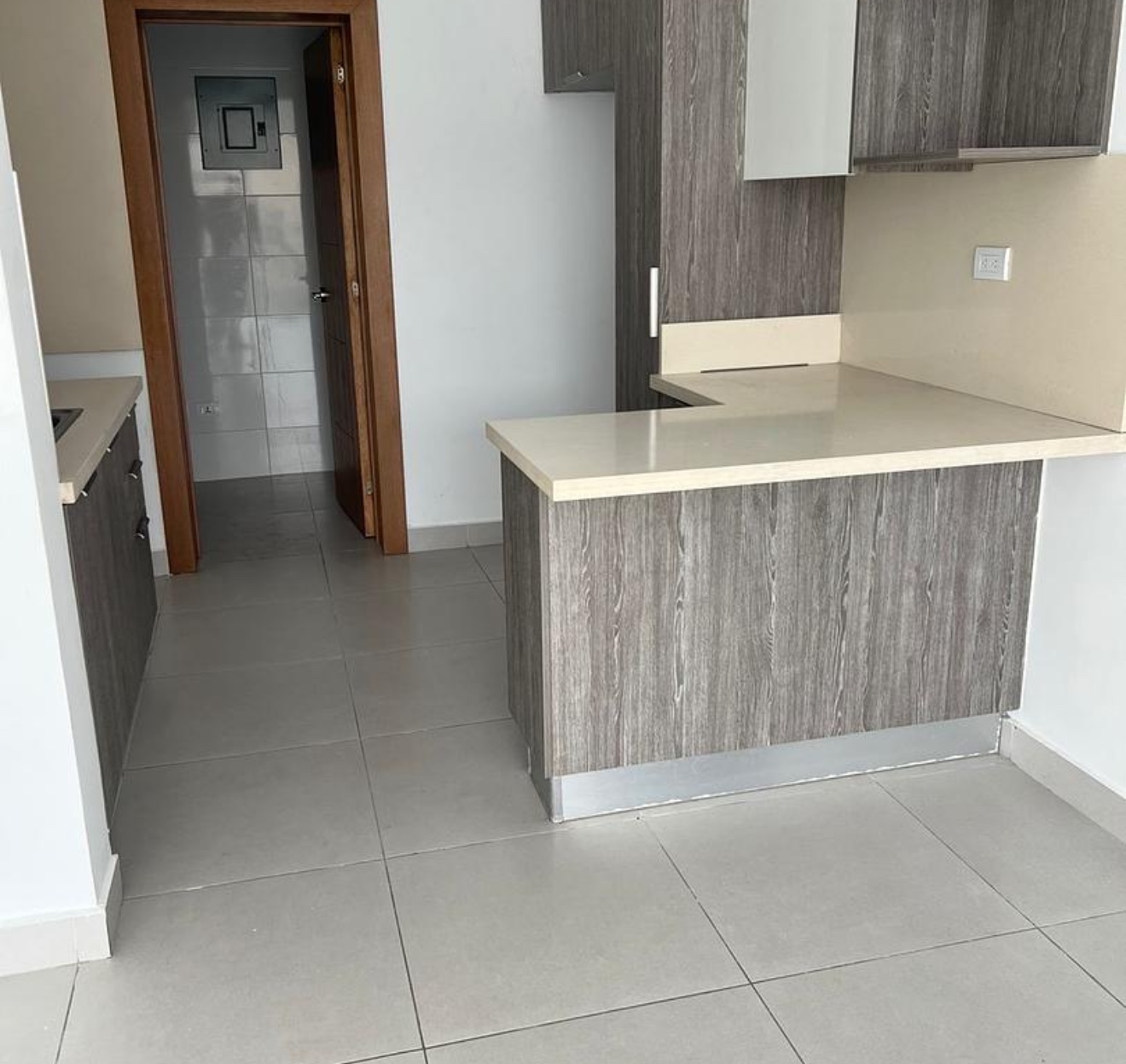 apartamentos - Apartamento en Alquiler con línea blanca, Elegancia,Confort y Ubicación Premium  1