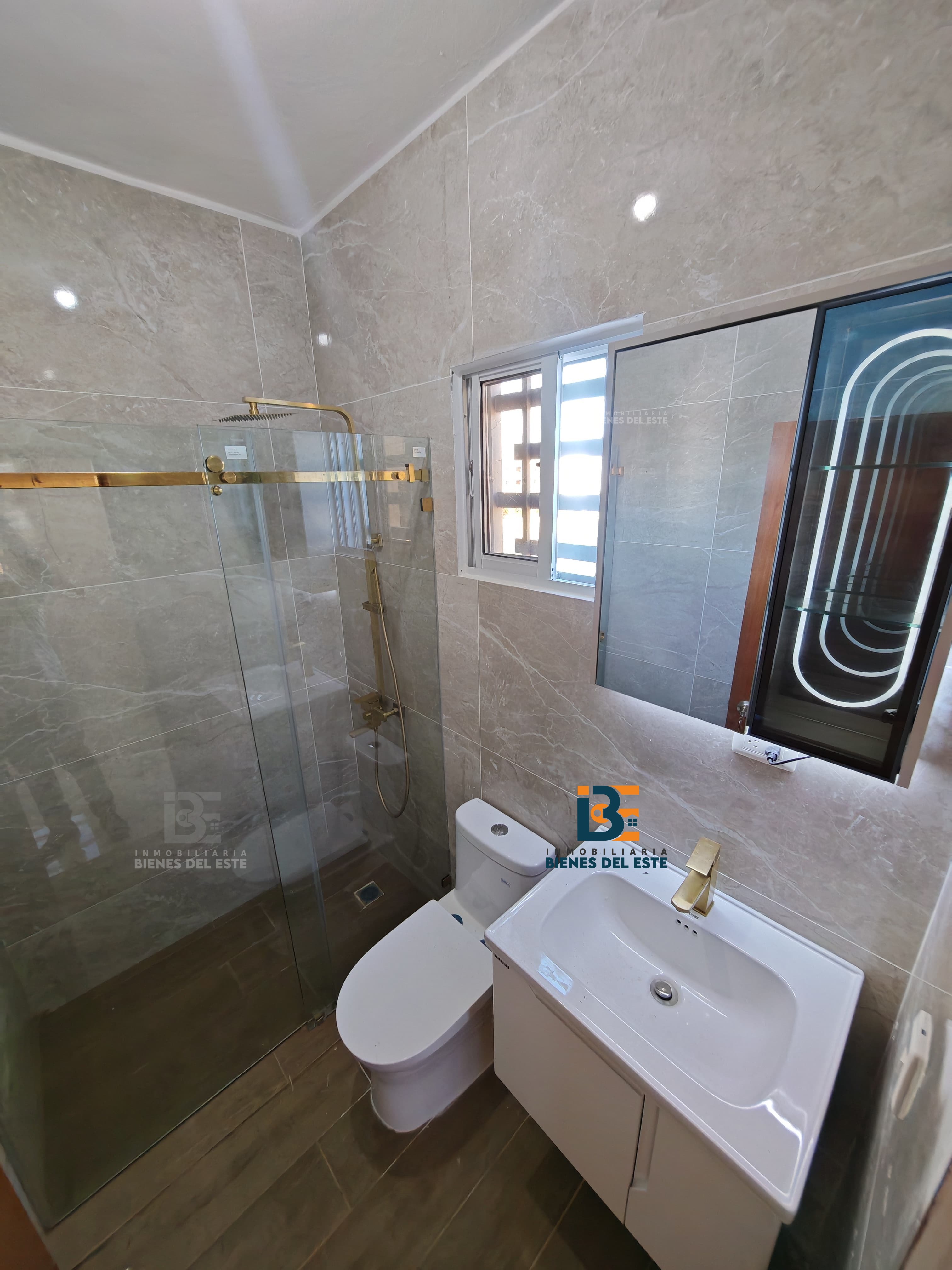 apartamentos - Se Alquila NUEVO Apartamento con exclusivo en SPM. 8