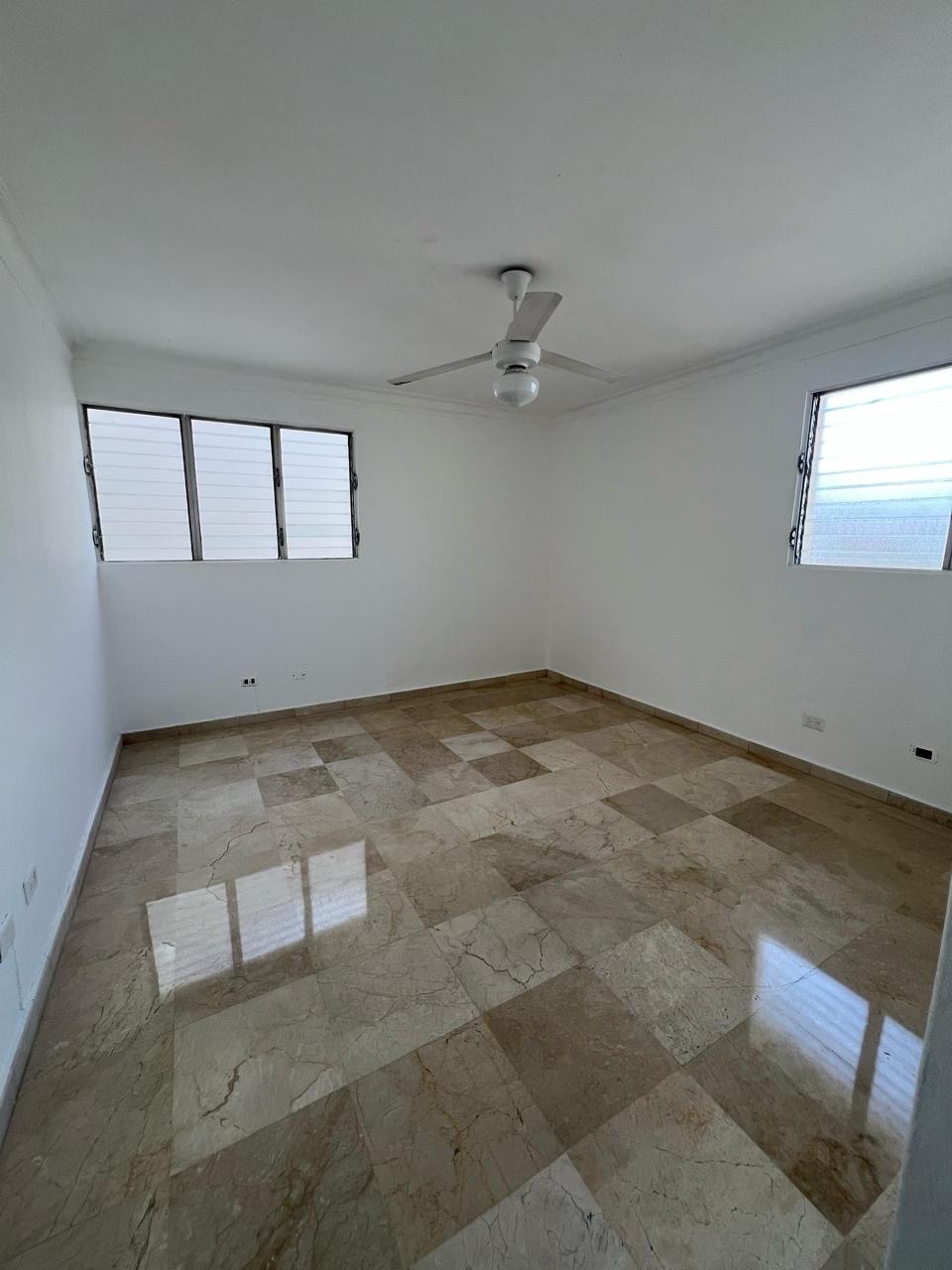 apartamentos - alquiler de apartamento en Evaristo morales  26