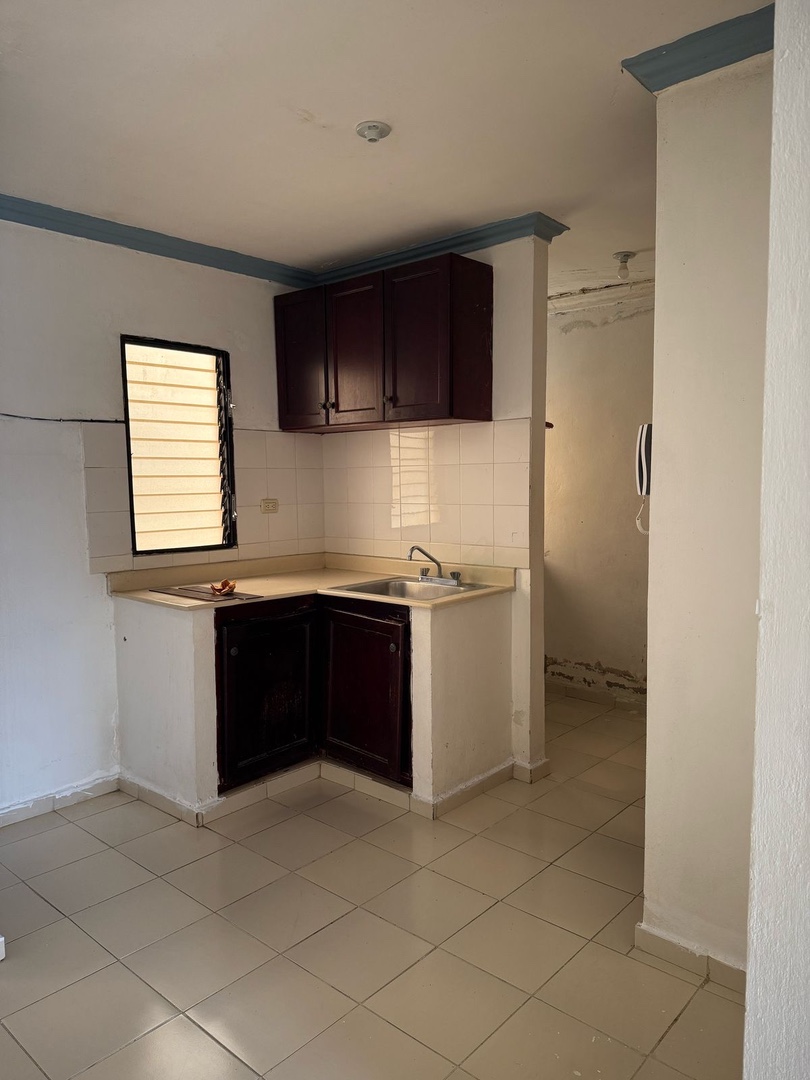 apartamentos - Apartamento cómodo en venta. 3