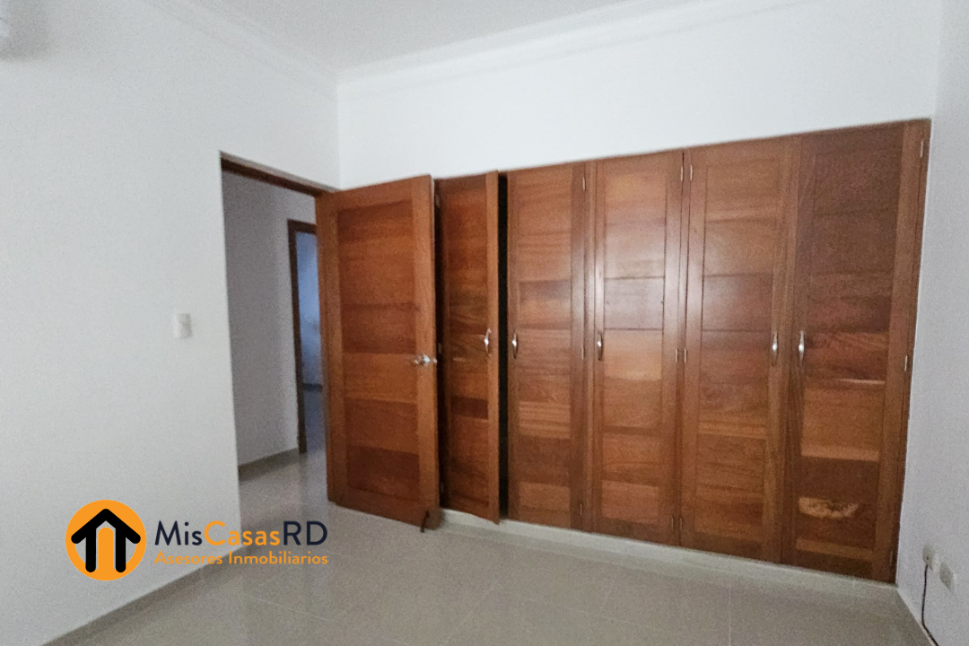 apartamentos - Alquiler en Los Restauradores en RD$ 60,000 5