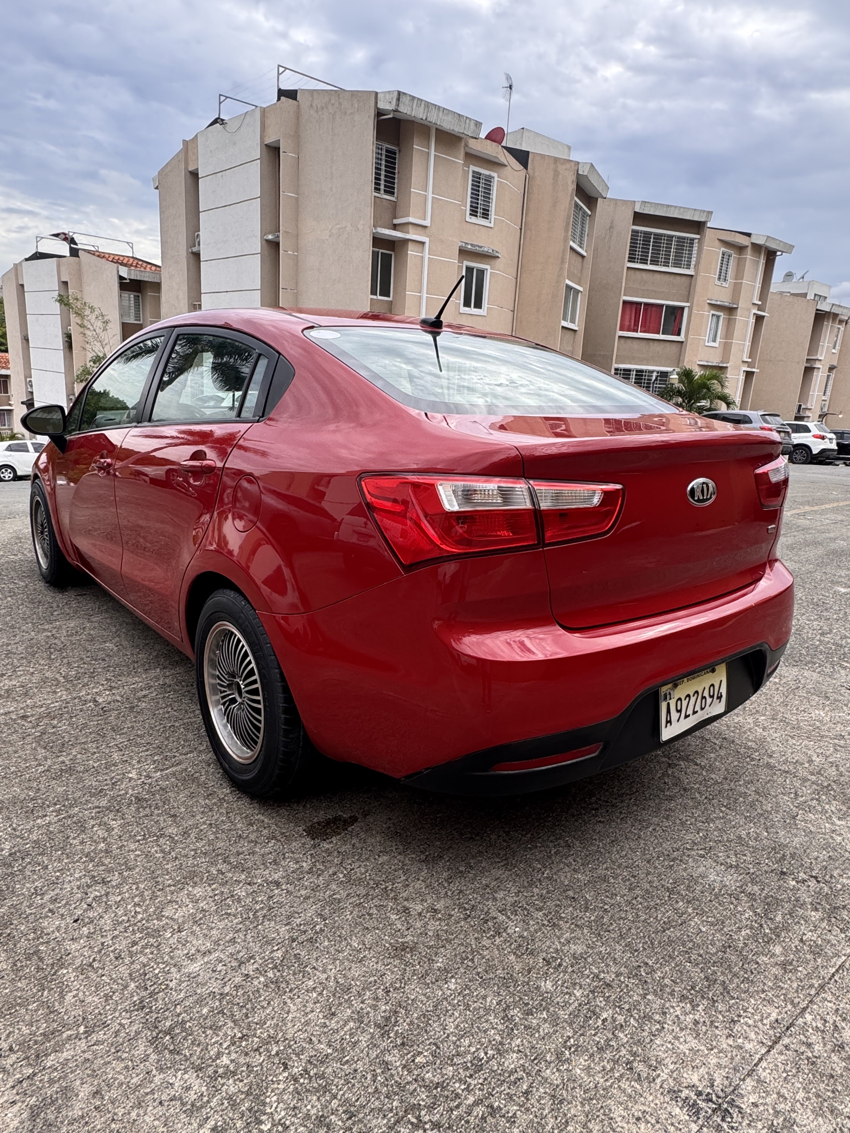 carros - KIA RIO LX 2015 3
