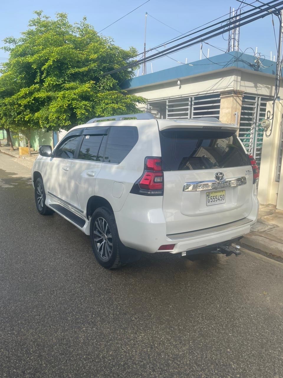 jeepetas y camionetas - Toyota prado  0