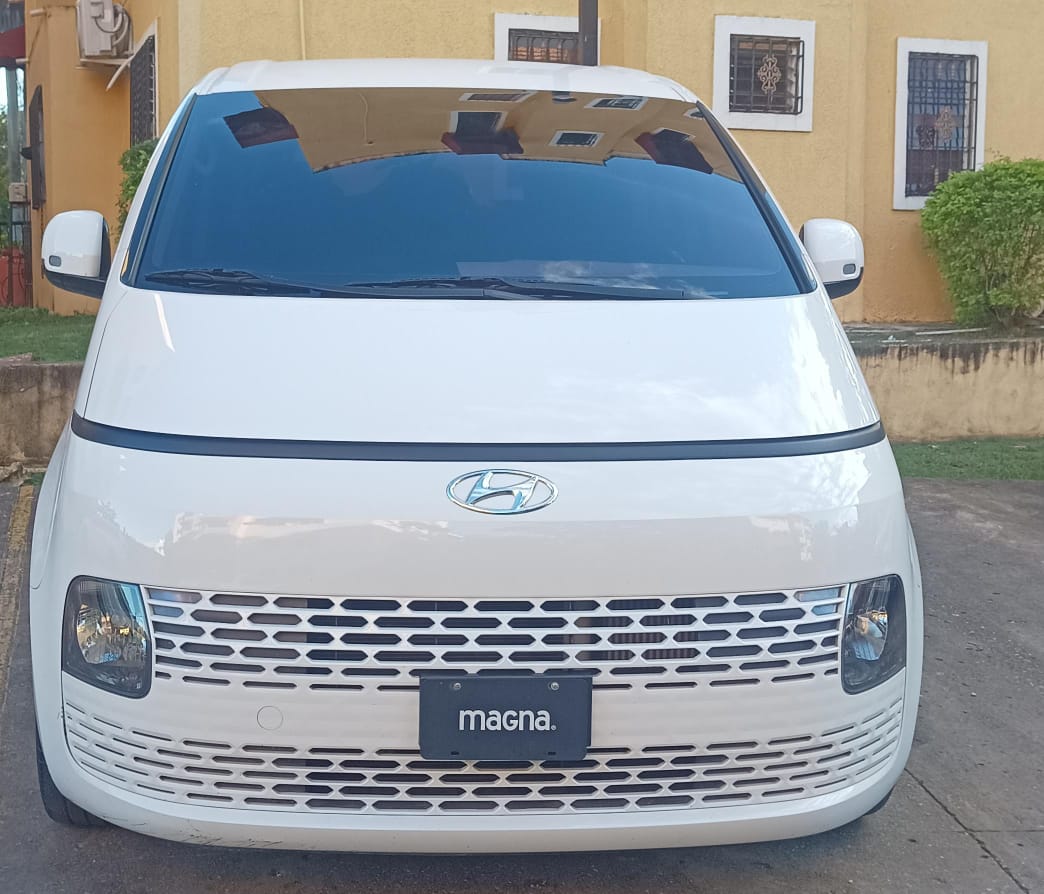 jeepetas y camionetas - Hyundai Staria 2024 
2,800.000.00 negociables  0