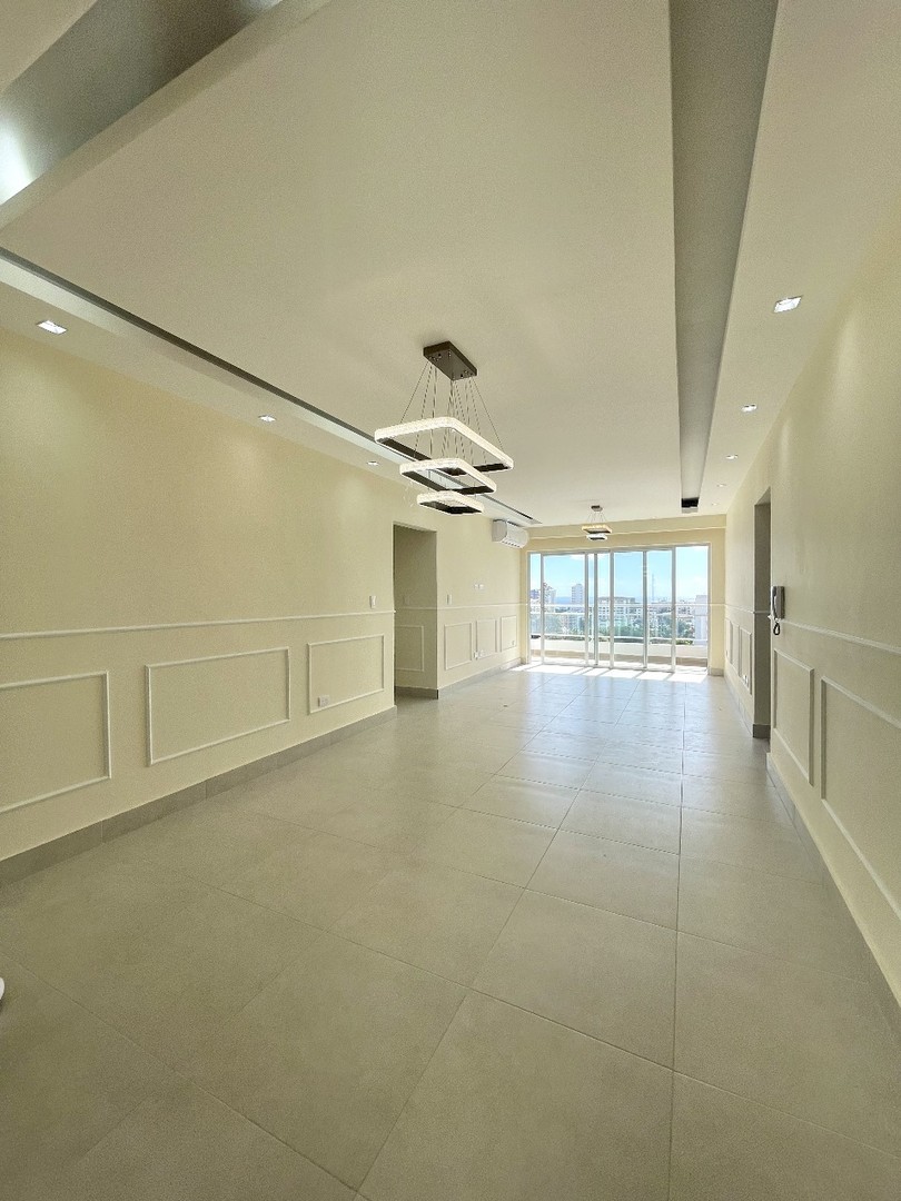 apartamentos - Apartamento nuevo en El Evaristo Morales Con Linea Blanca Disponible  1