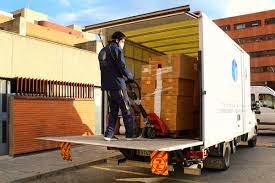 empleos disponibles - Se solicita ayudante de camión  
