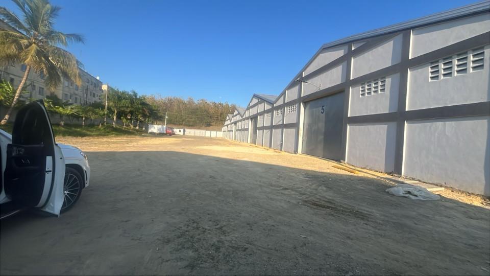 otros inmuebles - Nave Industrial en HIGUERO SANTO DOMINGO NORTE 5