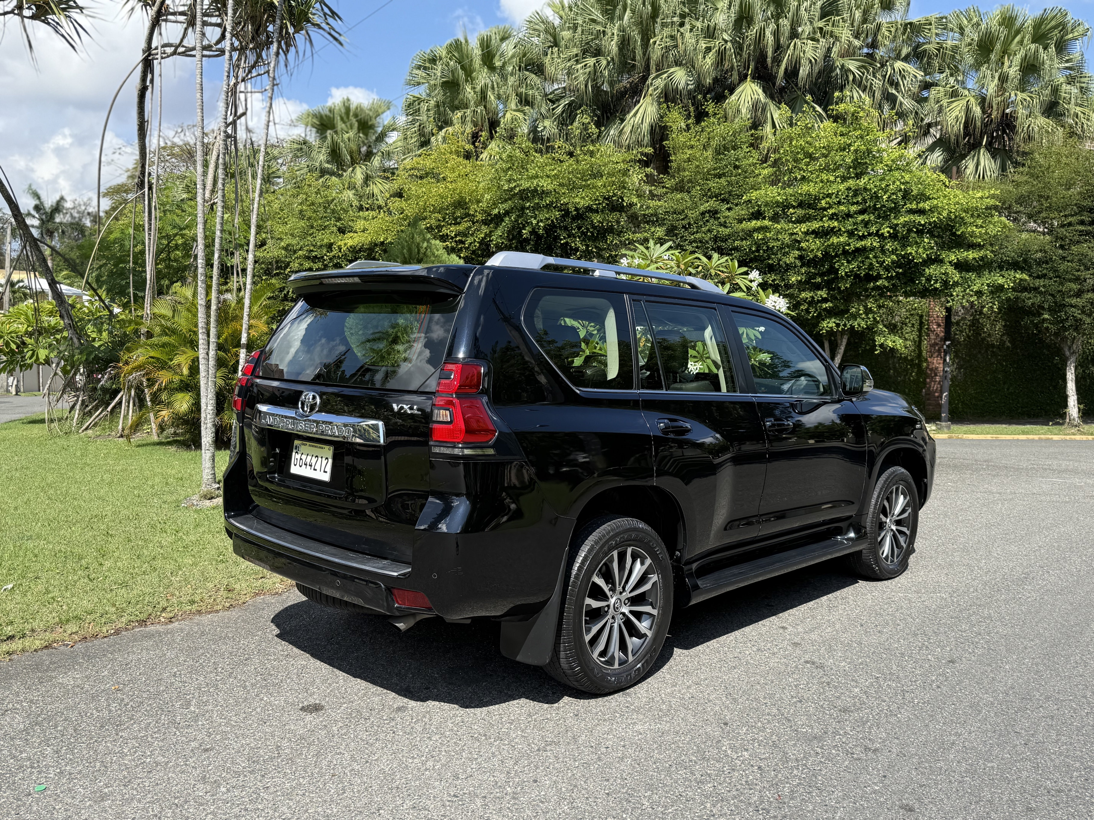 jeepetas y camionetas - Toyota Land Cruiser Prado VXL  5