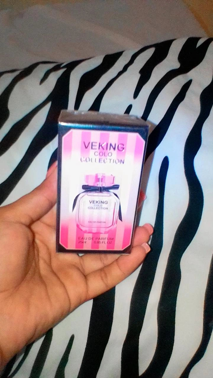 salud y belleza - mini perfume YARA Pink 💖 y victoria secret  1