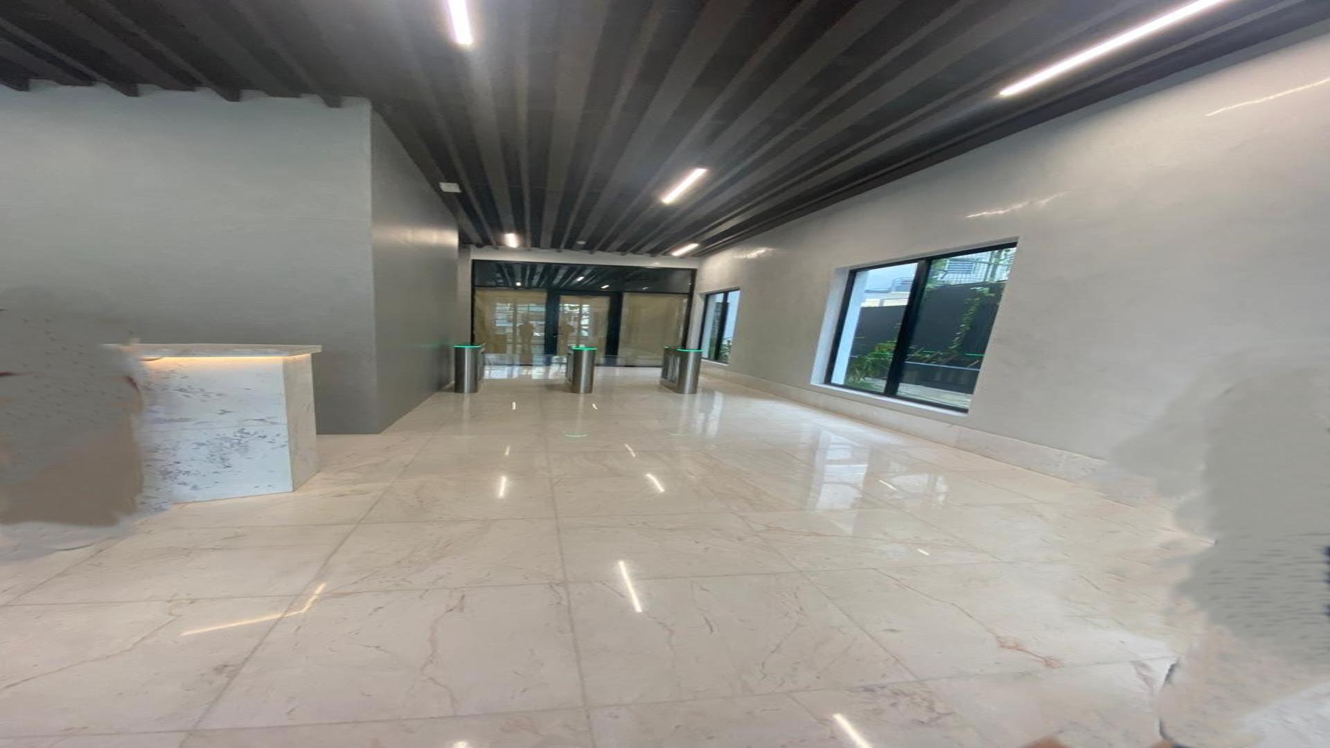 oficinas y locales comerciales - ALQUILER LOCAL COMERCIAL DE 102.5M2-ARROYO HONDO 3