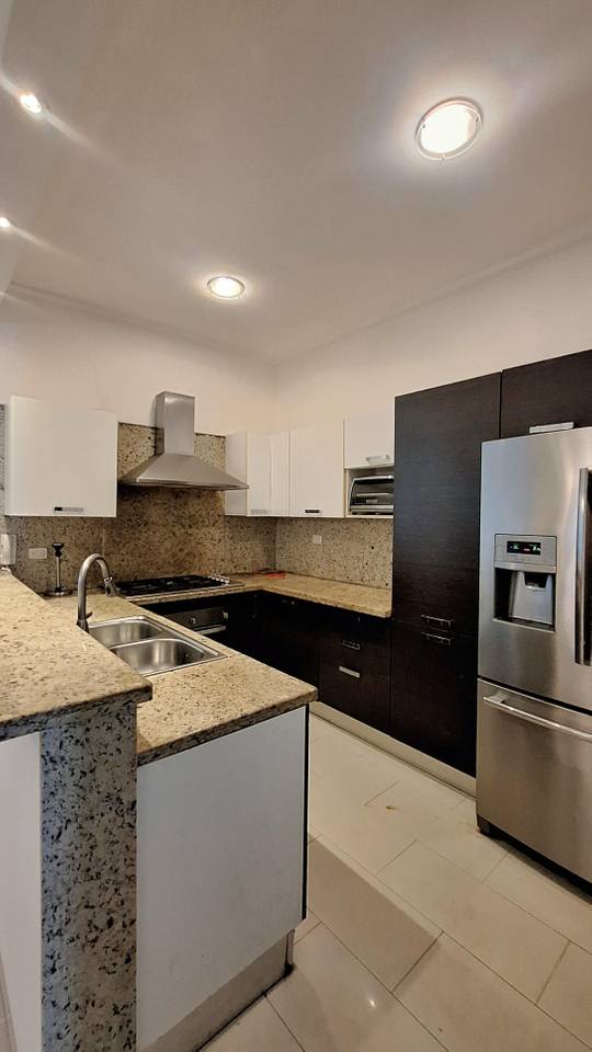 apartamentos - Vendo apartamento amueblado en Naco  8