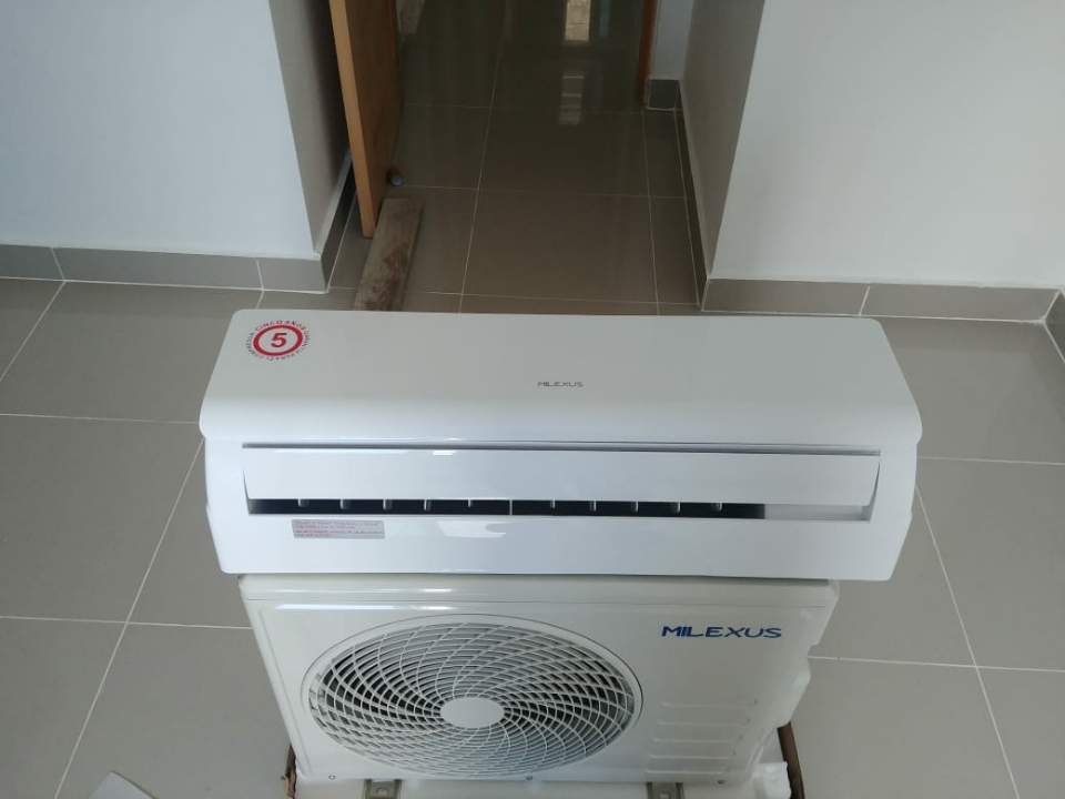 aires acondicionados y abanicos - Aire Acondicionado 12,000 btu 2