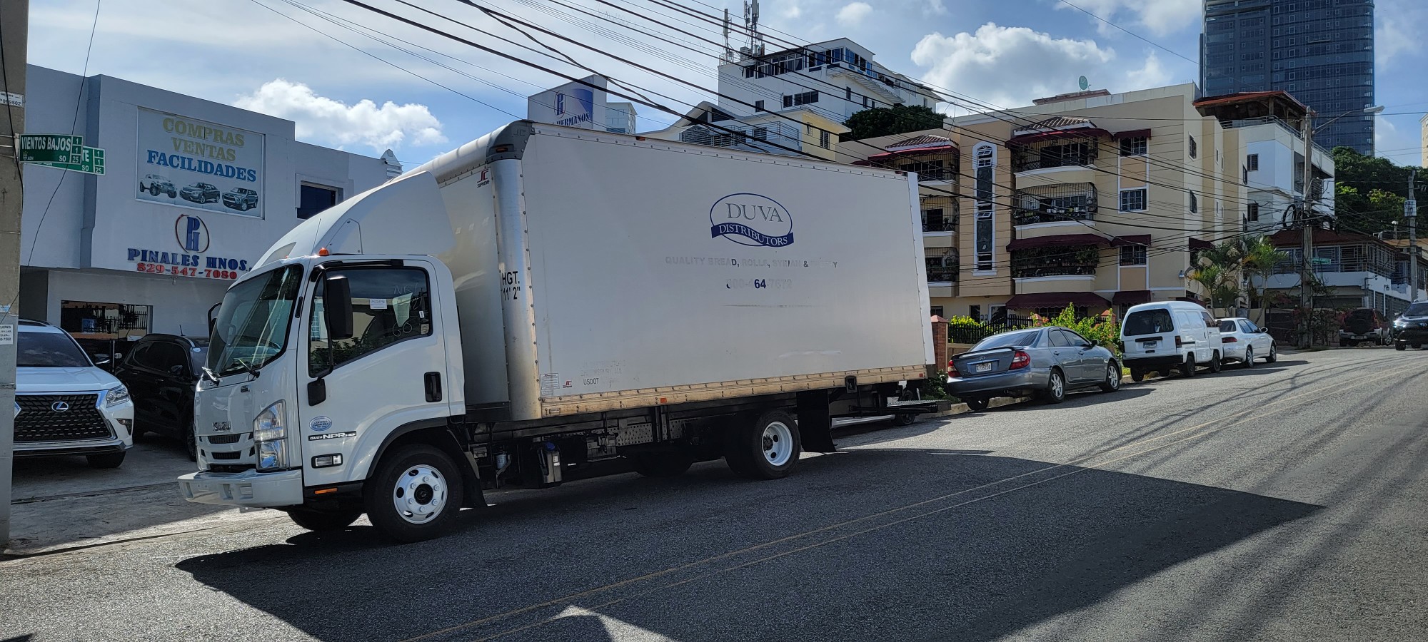jeepetas y camionetas - CAMION ISUZU FURGON 2016 9