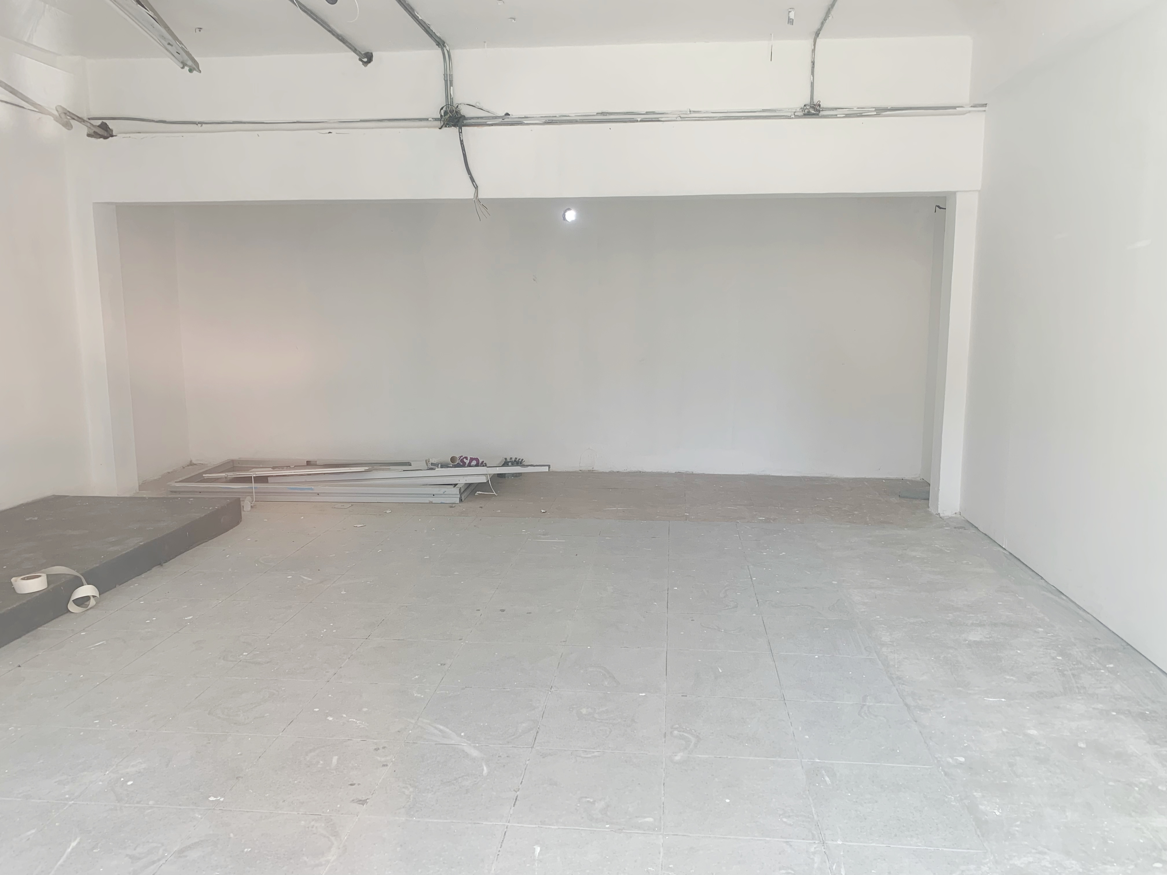 oficinas y locales comerciales - Local céntrico evaristo 1