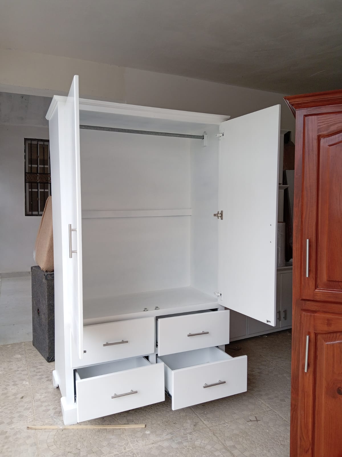 muebles y colchones - Armario ropero blanco con gavetas  0