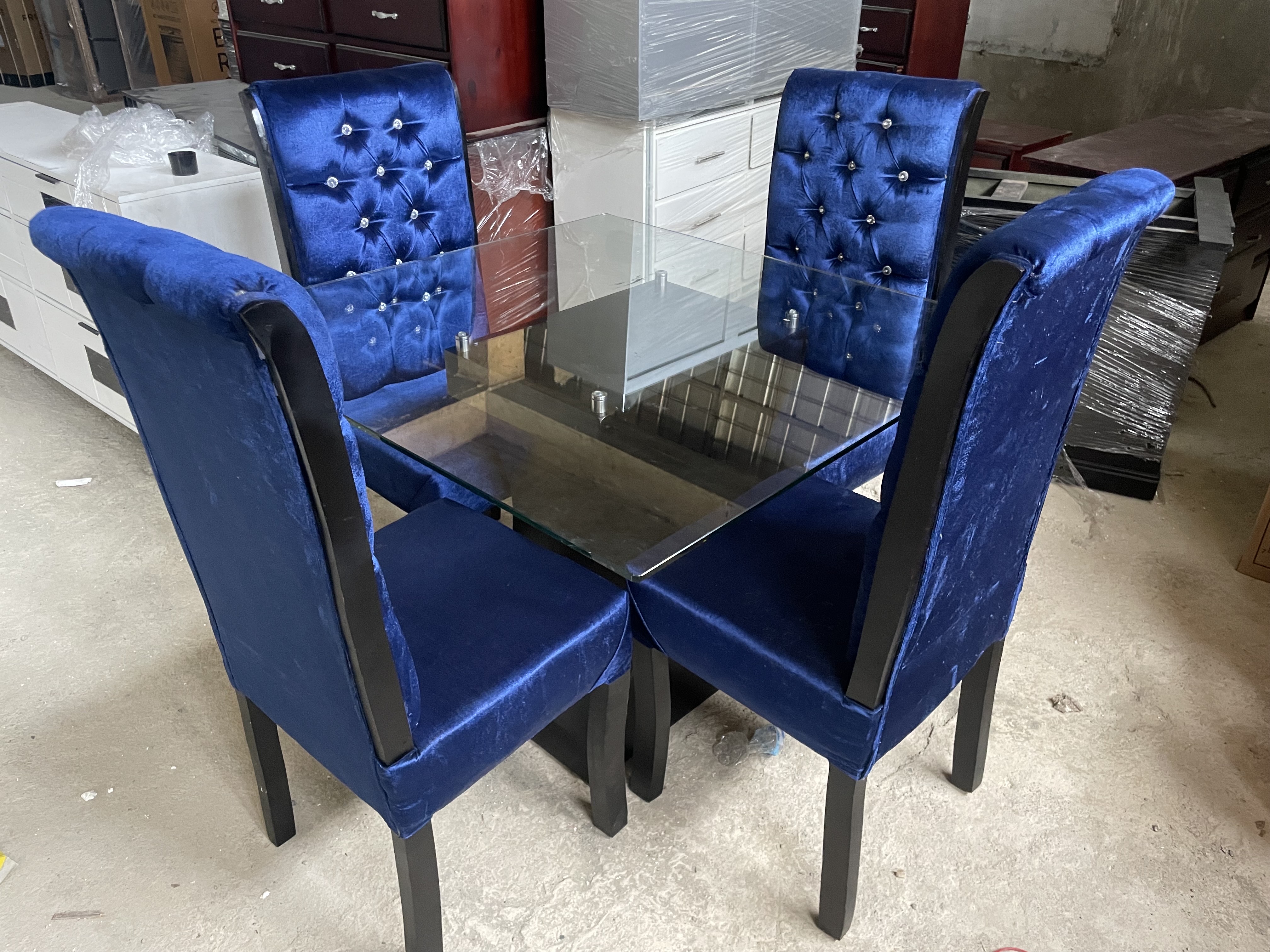 electrodomesticos - Liquidación juego de comedor 4 sillas está nuevo  0
