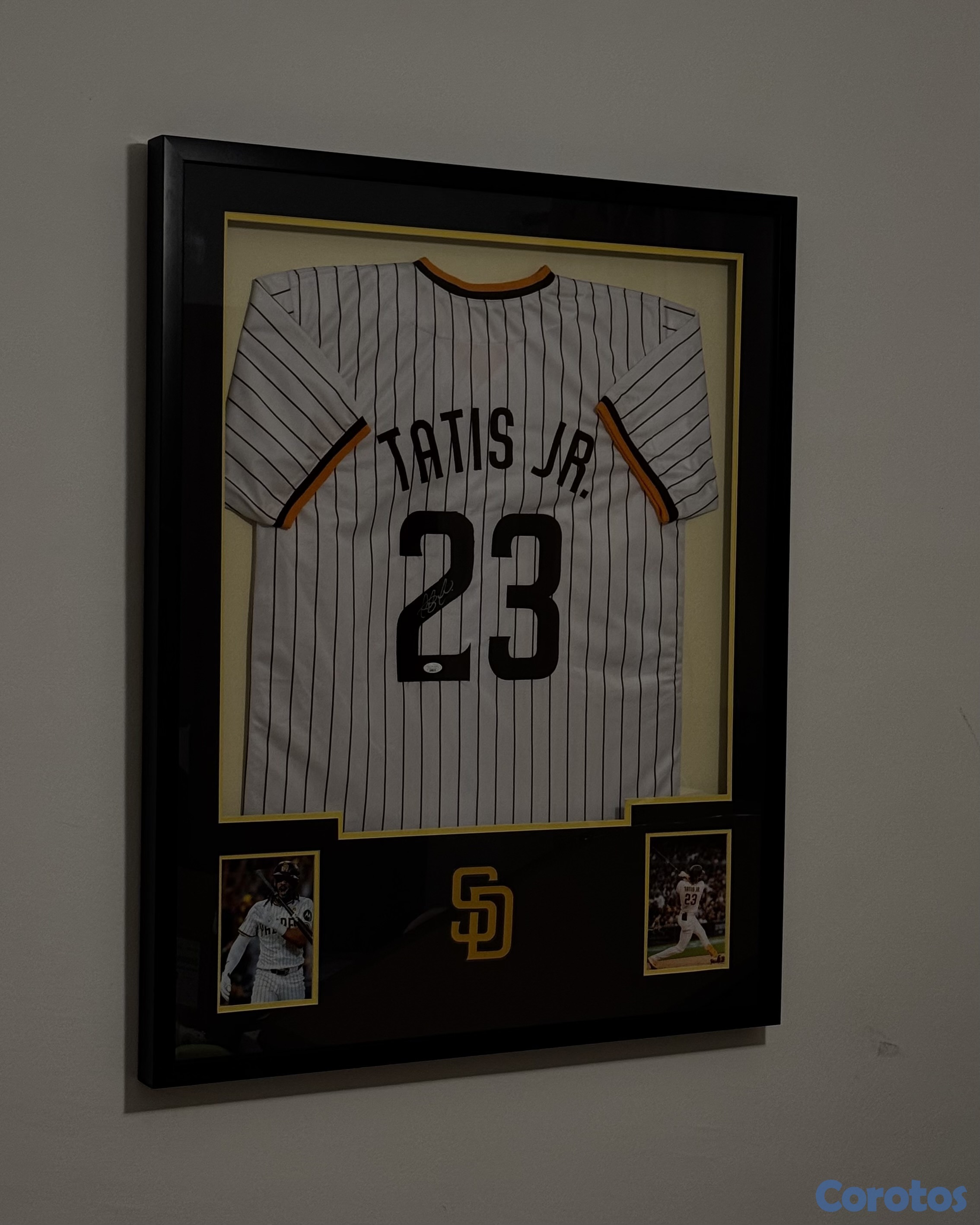 hobby y coleccion - Chaqueta firmada y certificada por Fernando Tatis Jr - EL NIÑOOO 🇩🇴 1