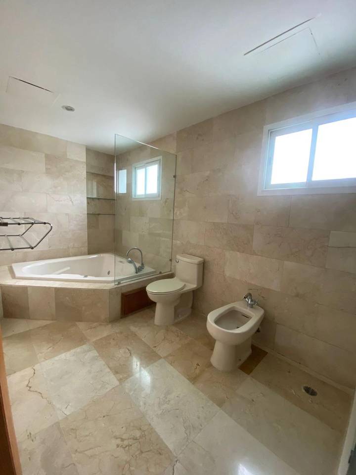 apartamentos - Apartamento en la Esperilla con línea blanca  4