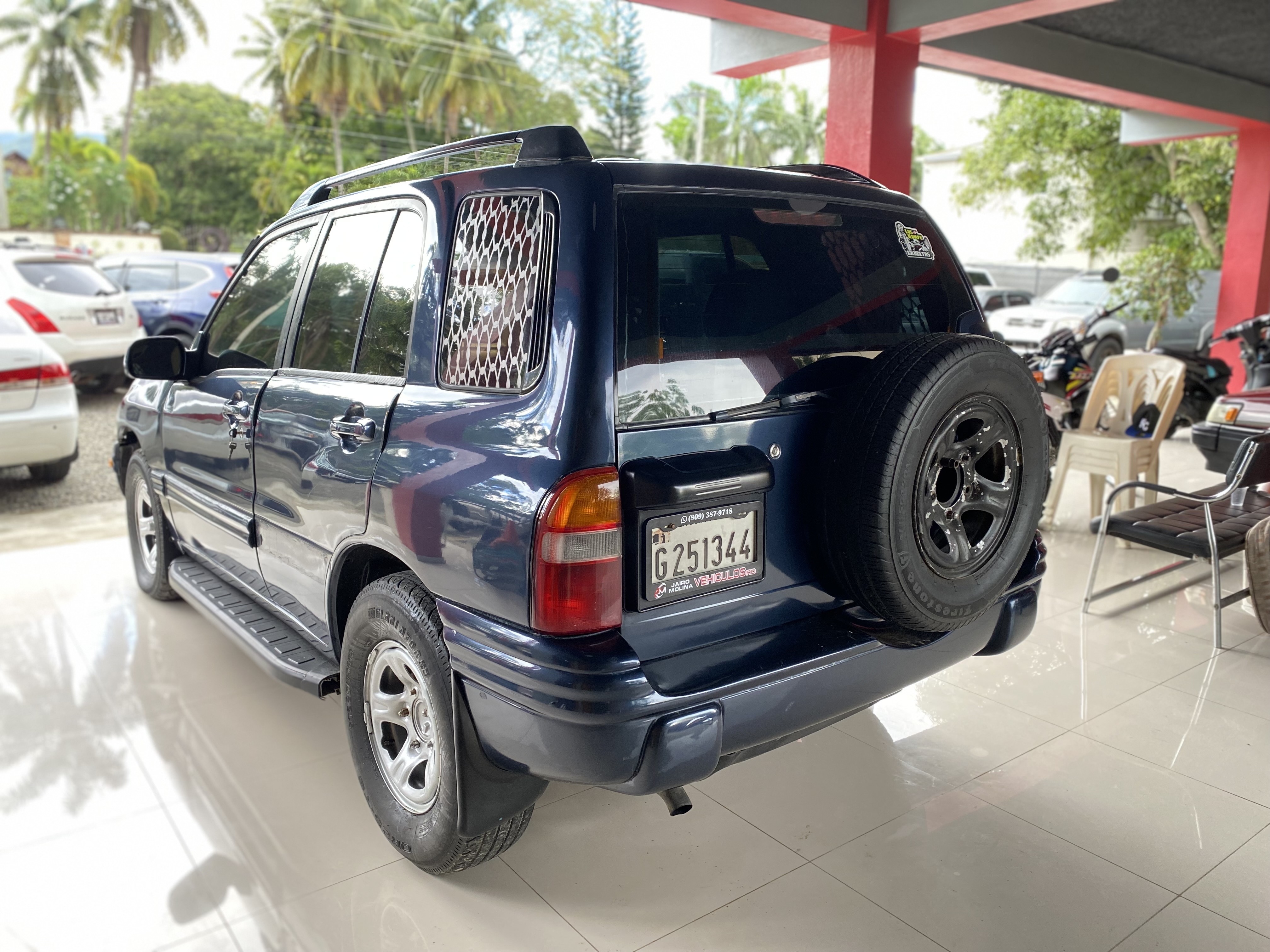 jeepetas y camionetas - CHEVROLET TRACKER 2001 3