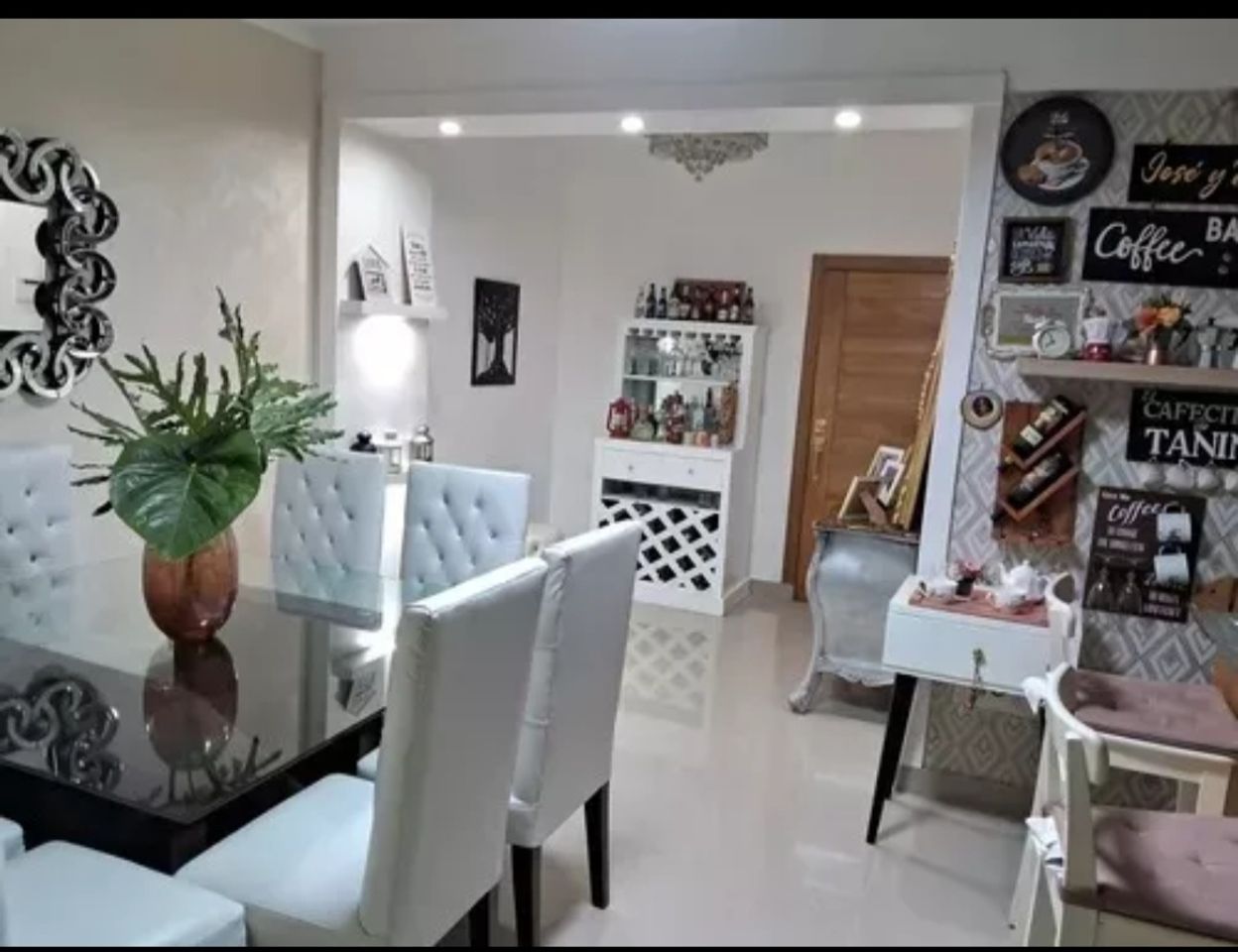 apartamentos - amplio apto. en Altos de Arroyo Hondo II   6
