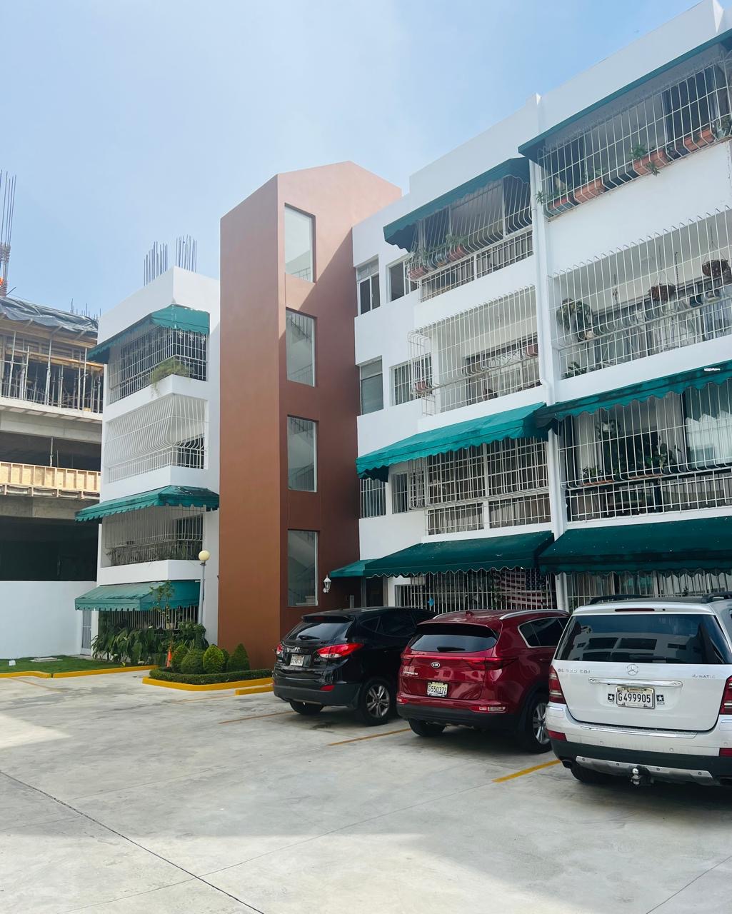 apartamentos - Vendo apartamento en Bella Vista Sur