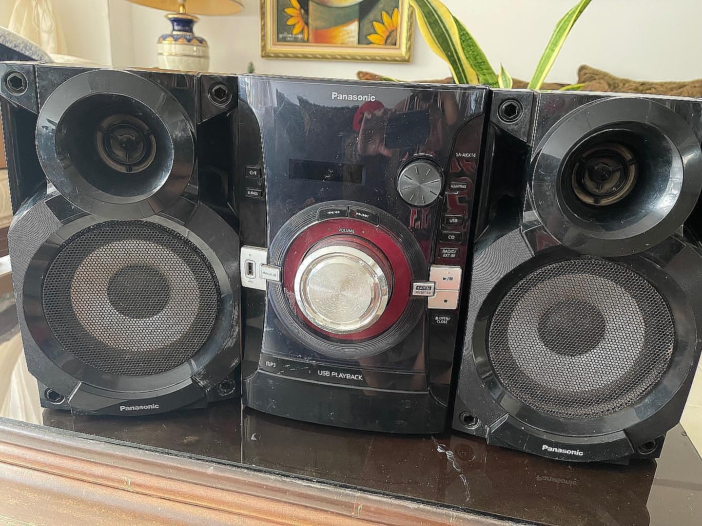 camaras y audio - Equipo de música Panasonic usb y cd playback  0