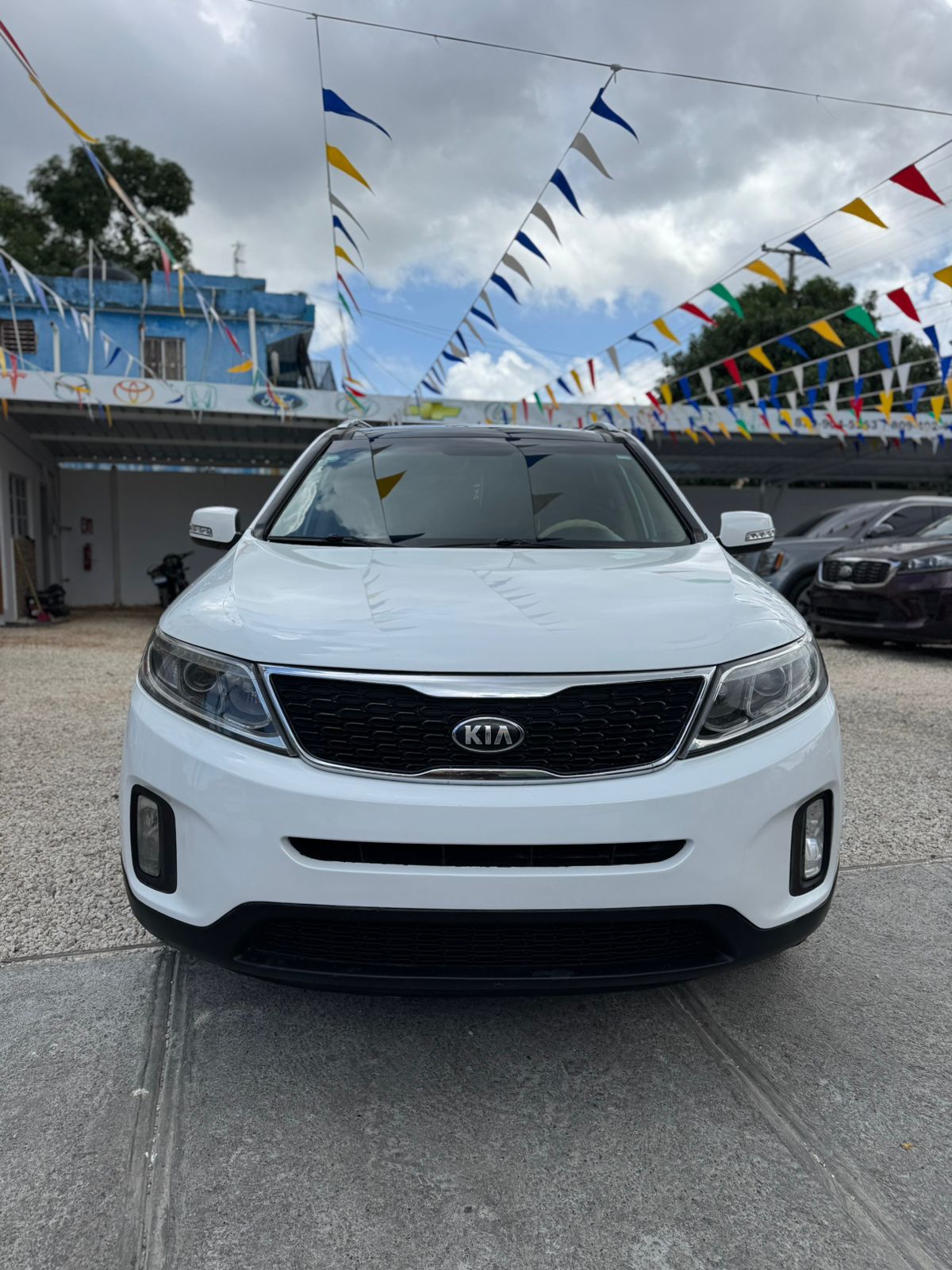 jeepetas y camionetas - Kia Sorento  LX V6 2015