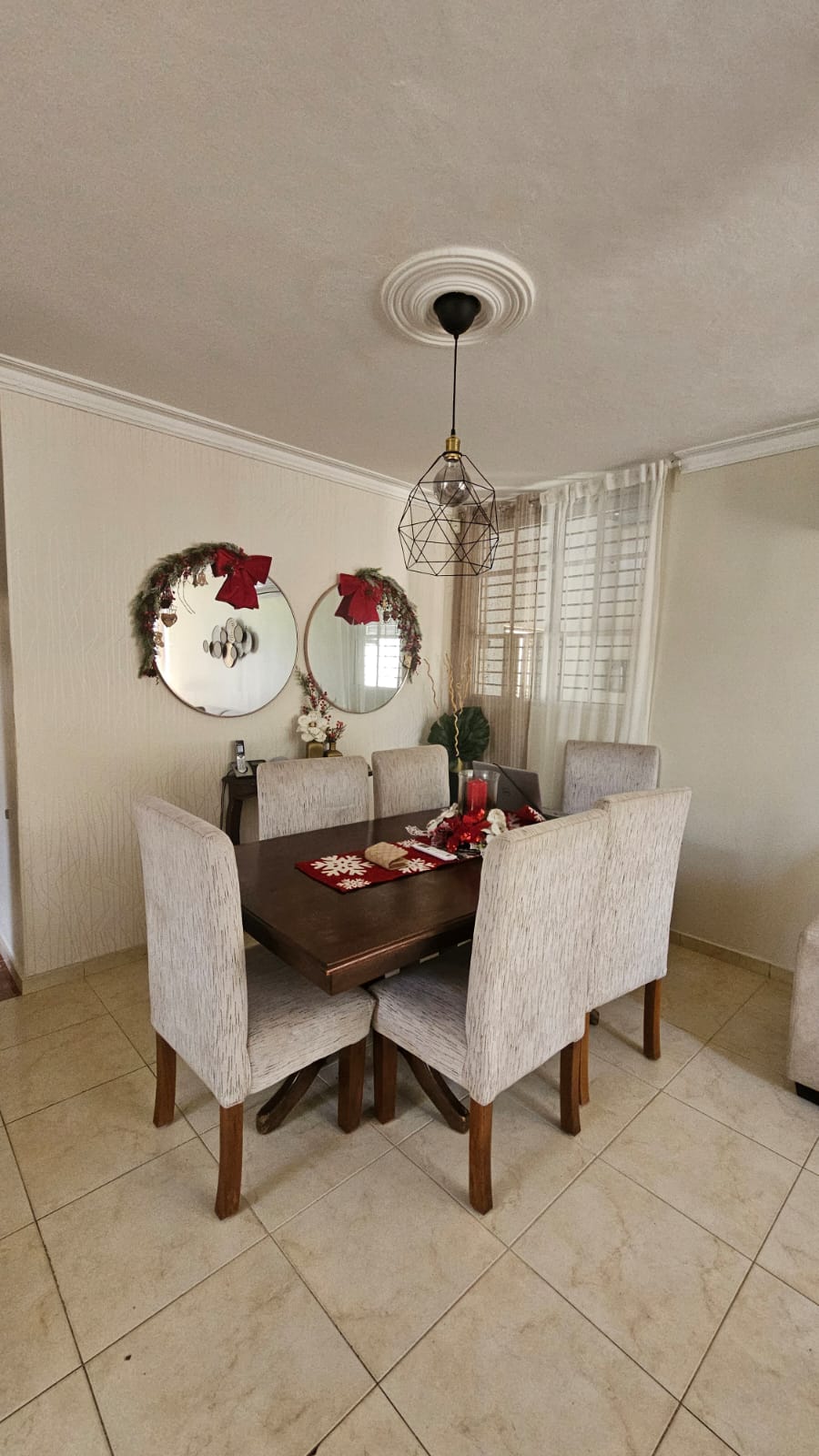 casas - VENDO CASA EN LA AV. INDEPENDENCIA  3