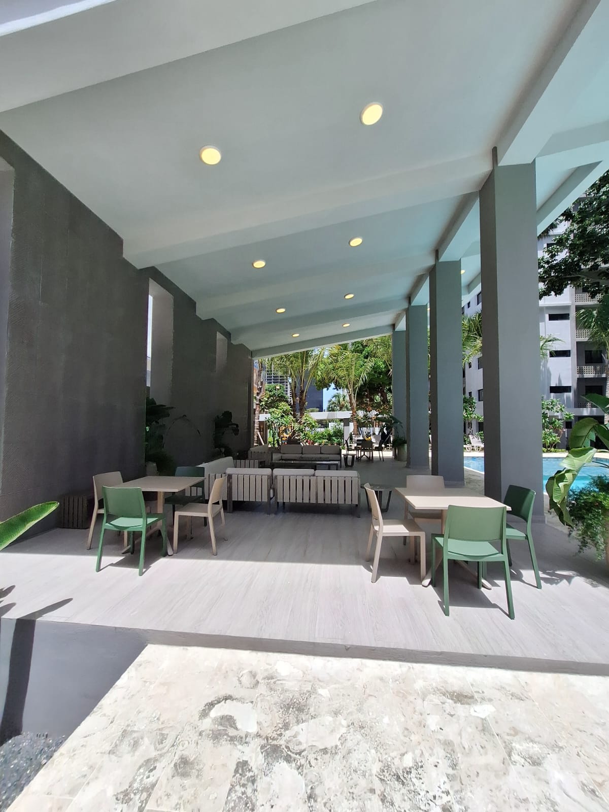 apartamentos - Rento apartamento nuevo con piscina en gazcue  2