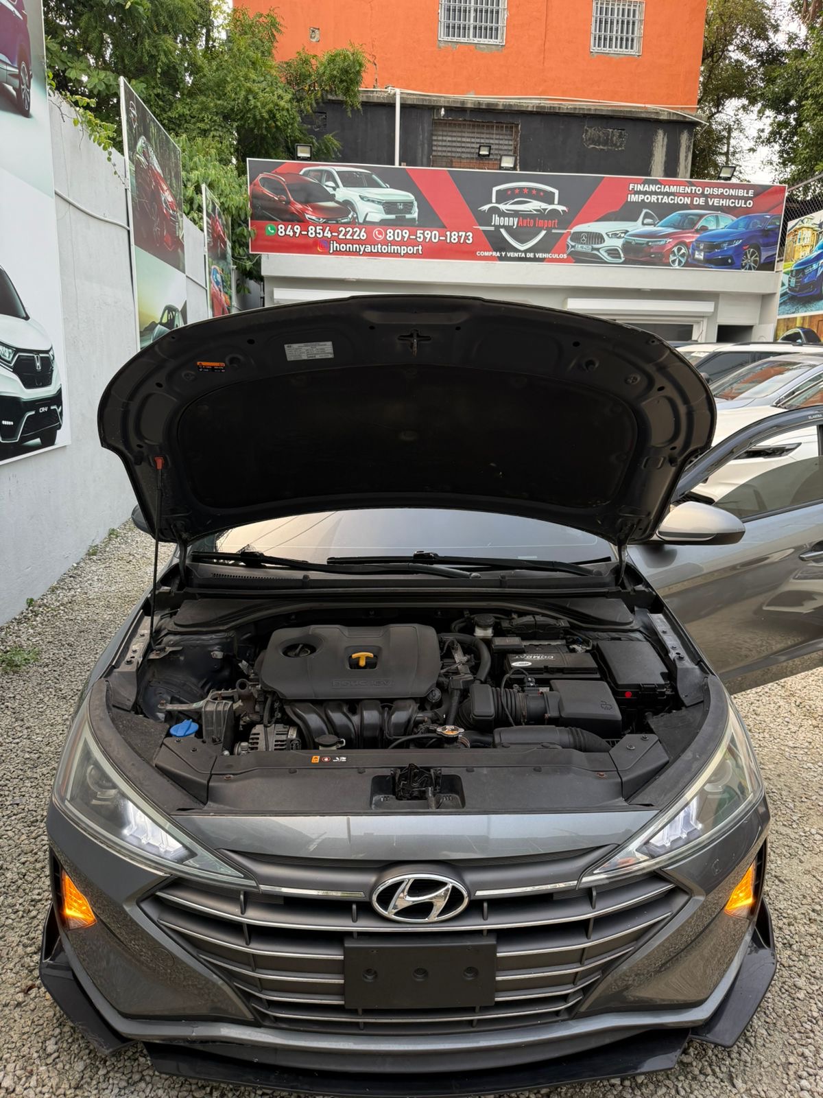 carros - Hyundai elantra nuevo  precio =830,000 4