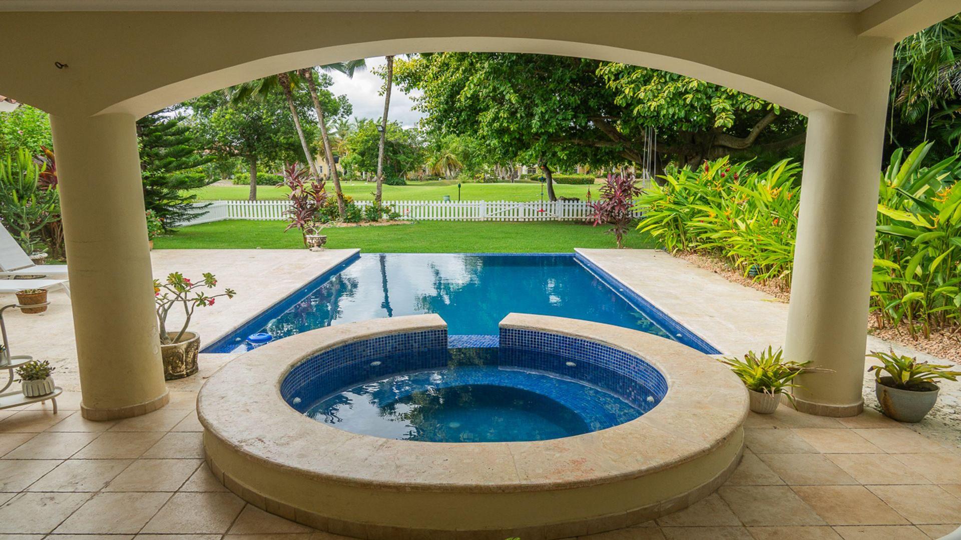 casas vacacionales y villas - Villa in Cocotal Golf Resort, Punta Cana, La Altagracia Province 6