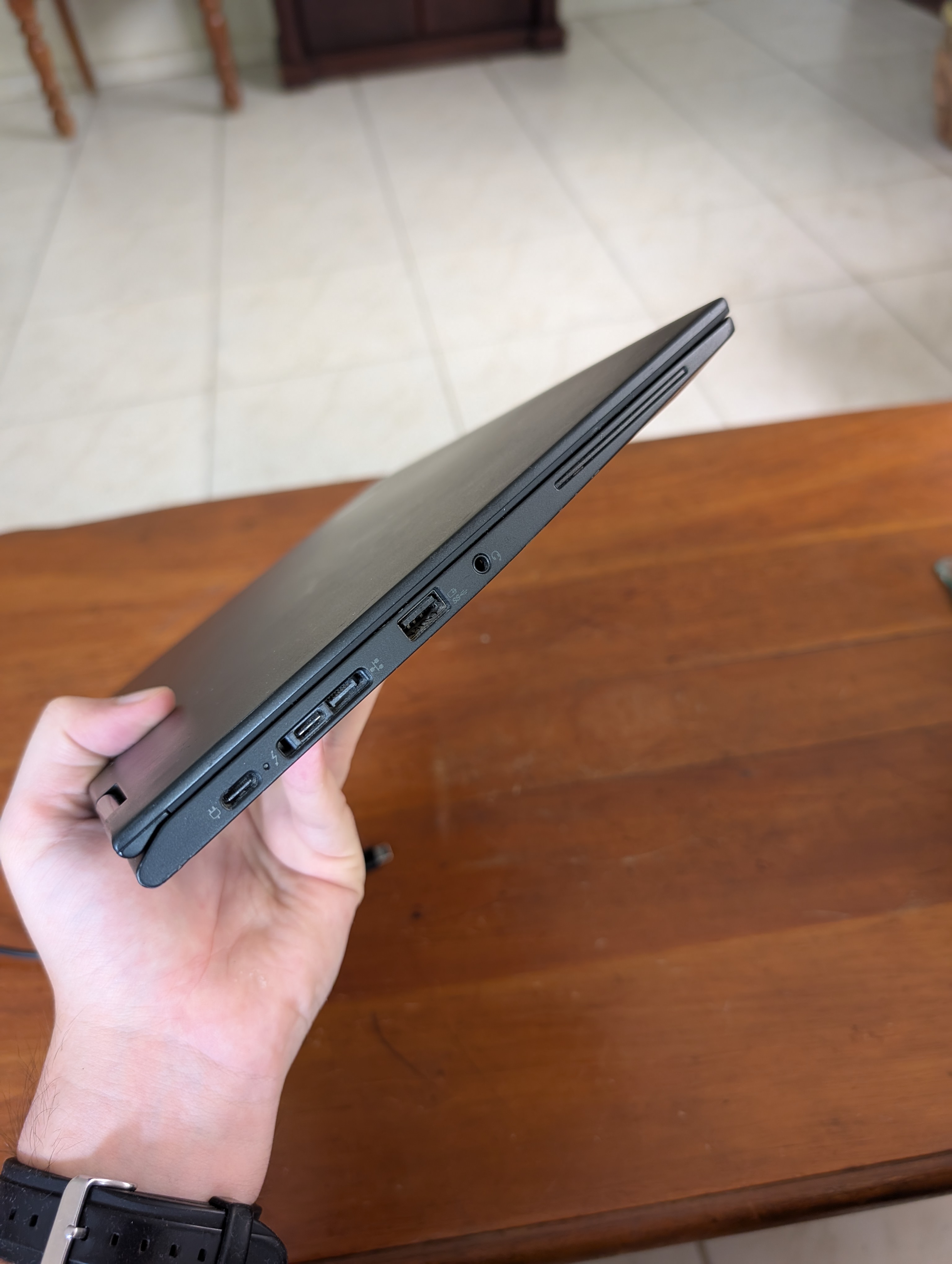 computadoras y laptops - Laptop Lenovo touch 2 en 1  2