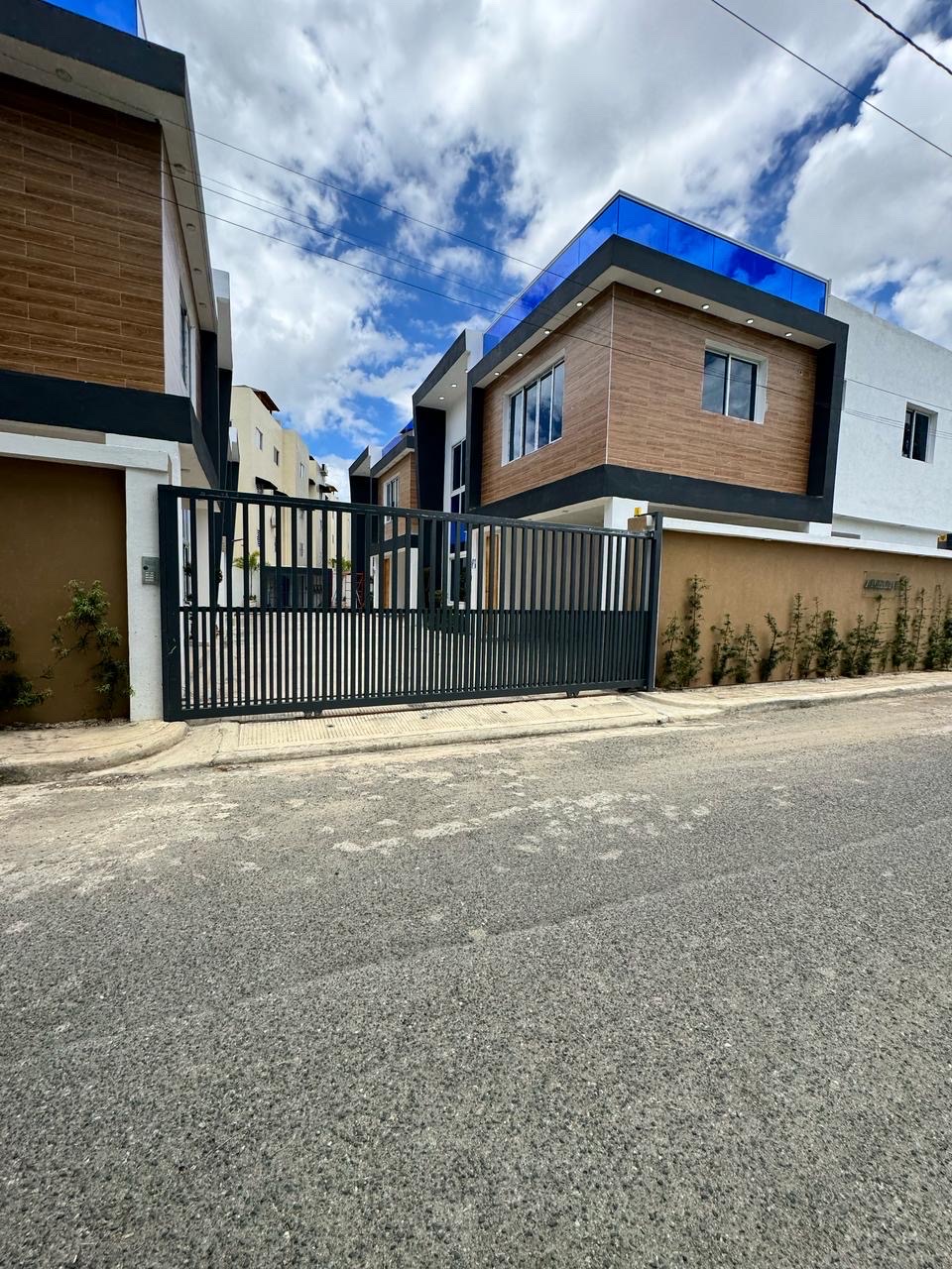 casas - cada en venta en san Isidro  0