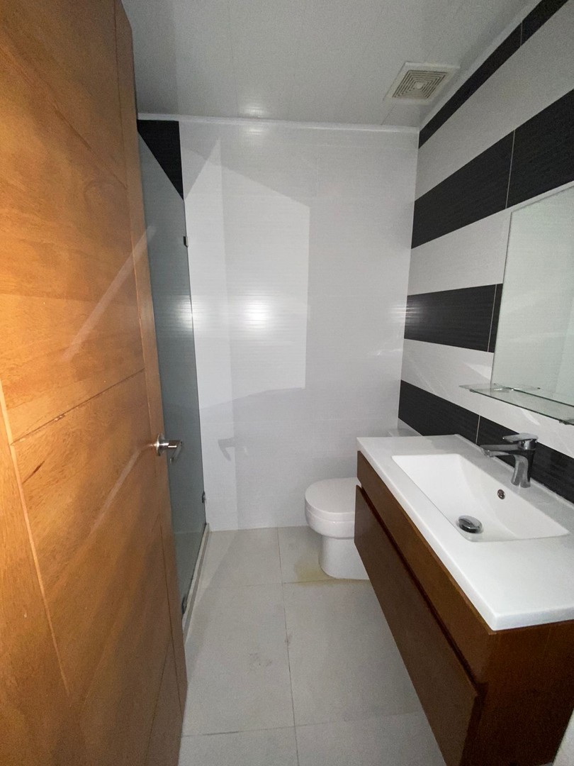 apartamentos - Se alquila apartamento en Piantini 6